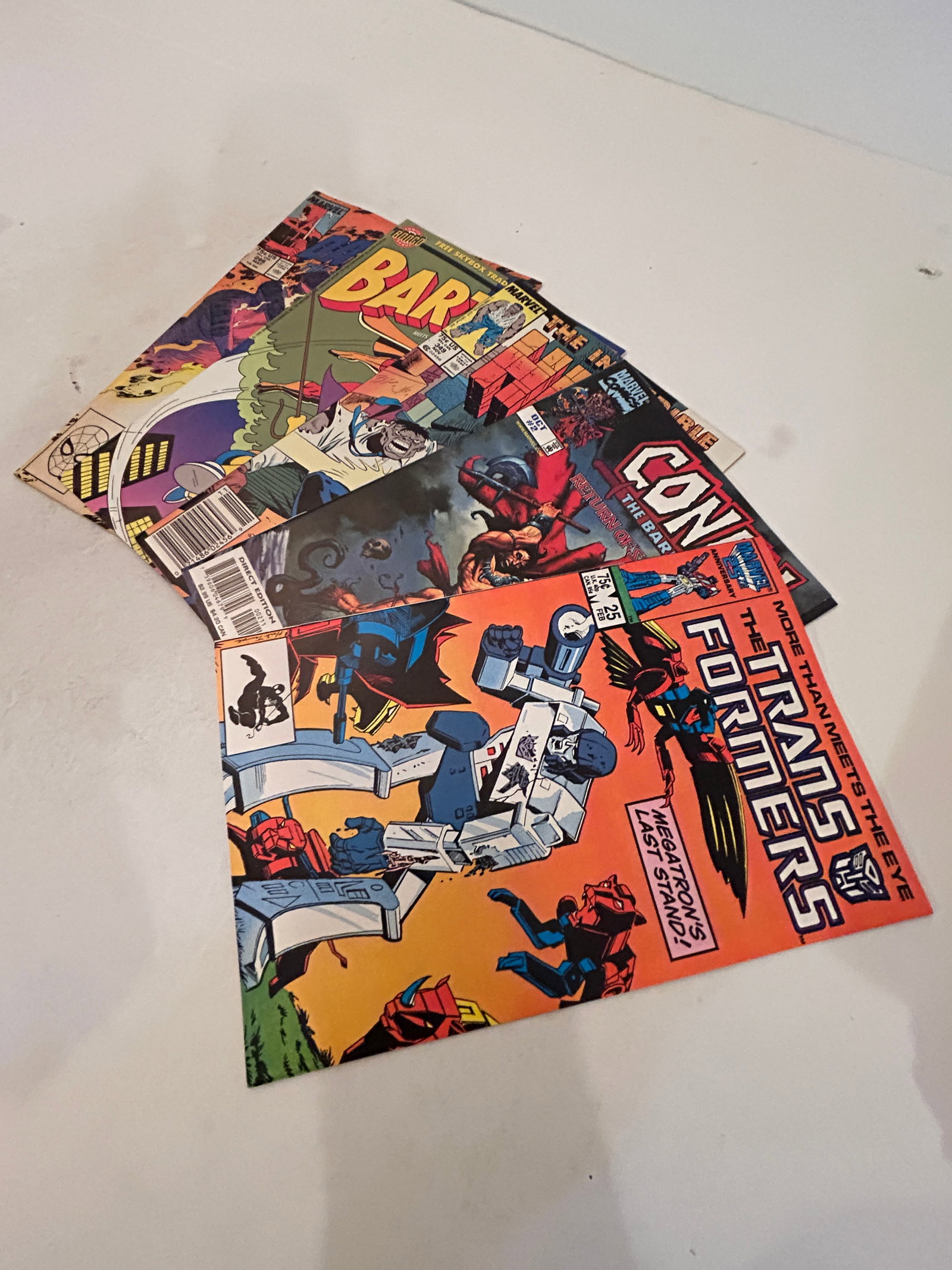 Vintage lot of 5 Comics: Vintage lot of 5 Comics Please view all photos as they are part of the description and condition of this Item, Feel free to contact me with questions or picture requests! Used Item AS IS