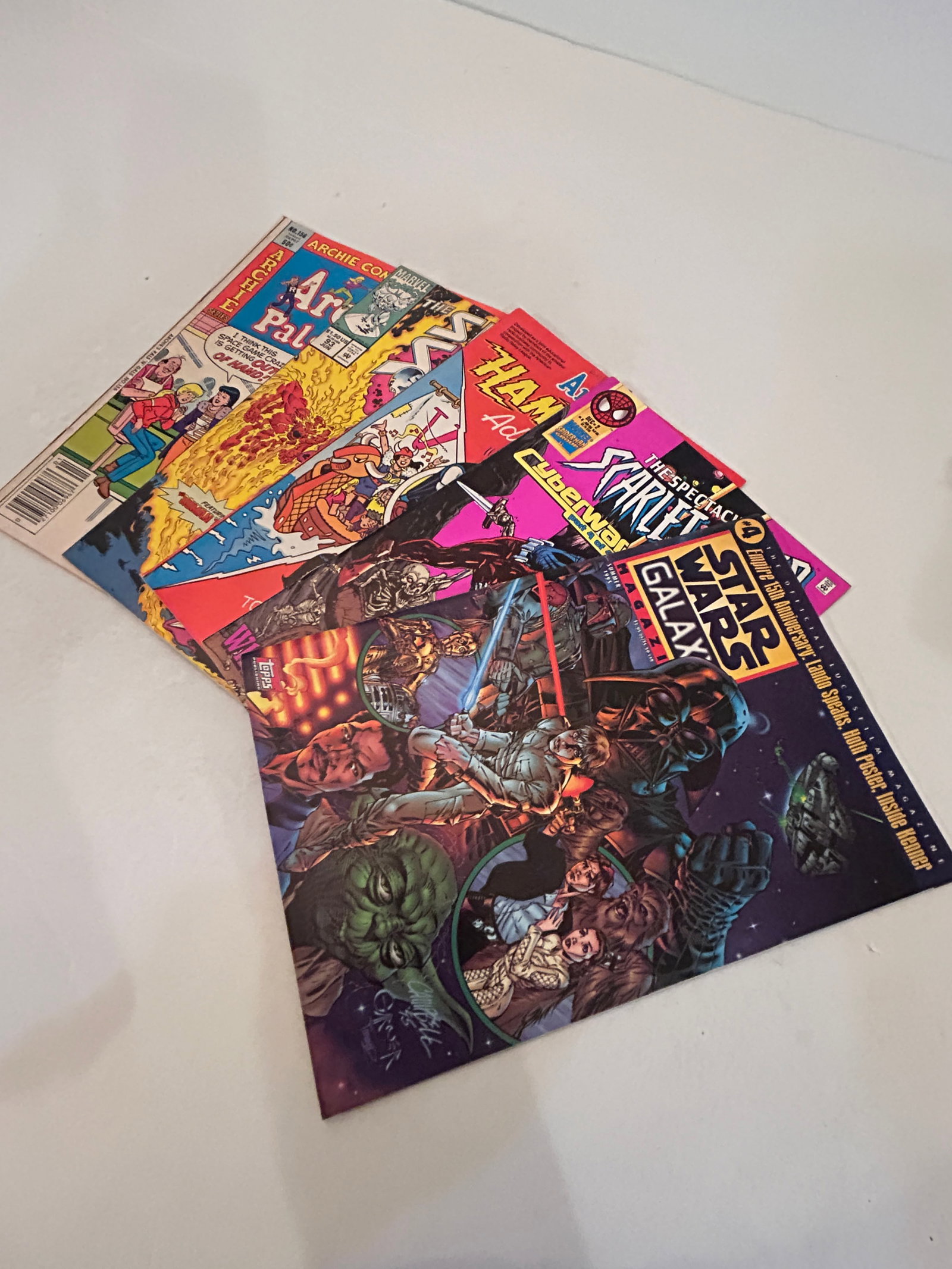 Vintage lot of 5 Comics: Vintage lot of 5 Comics Please view all photos as they are part of the description and condition of this Item, Feel free to contact me with questions or picture requests! Used Item AS IS