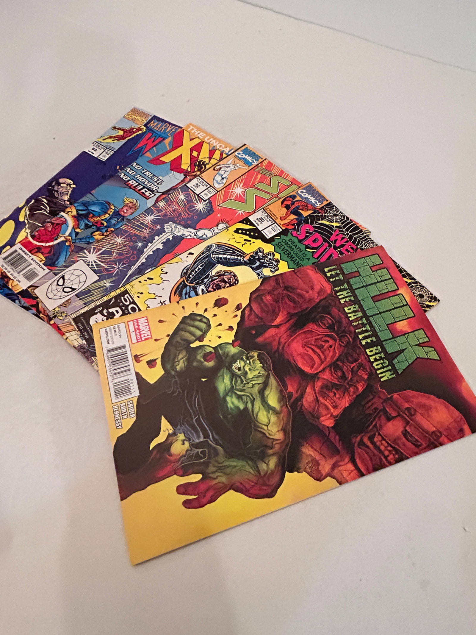 Vintage lot of 5 Comics: Vintage lot of 5 Comics Please view all photos as they are part of the description and condition of this Item, Feel free to contact me with questions or picture requests! Used Item AS IS