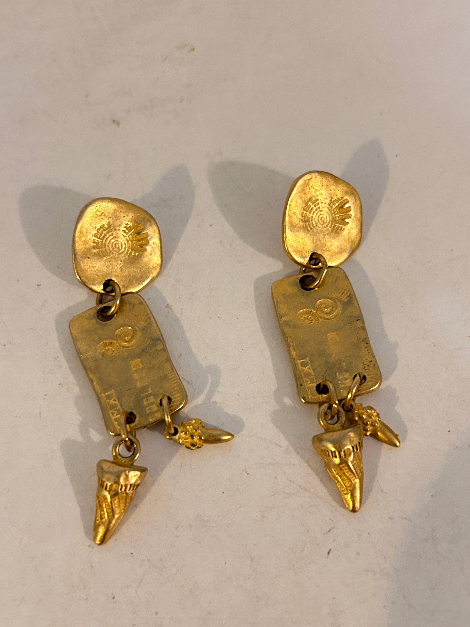 Matte Gold Tone Dangle Earrings Textured Drops Abstract Design (1 of 5)