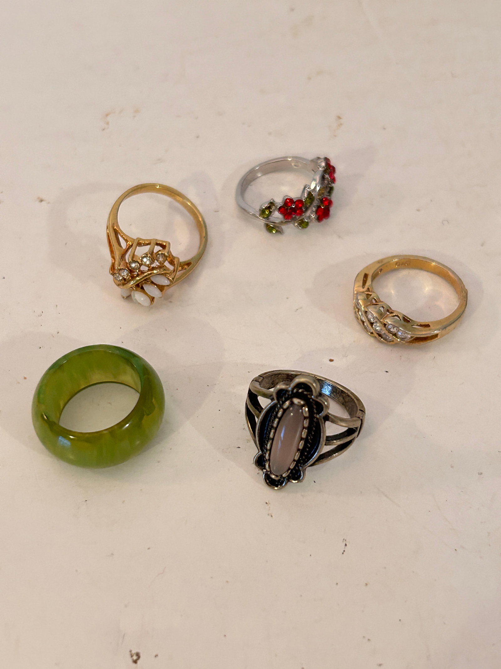 Vintage Lot of 5 Costume Rings (1 of 3)