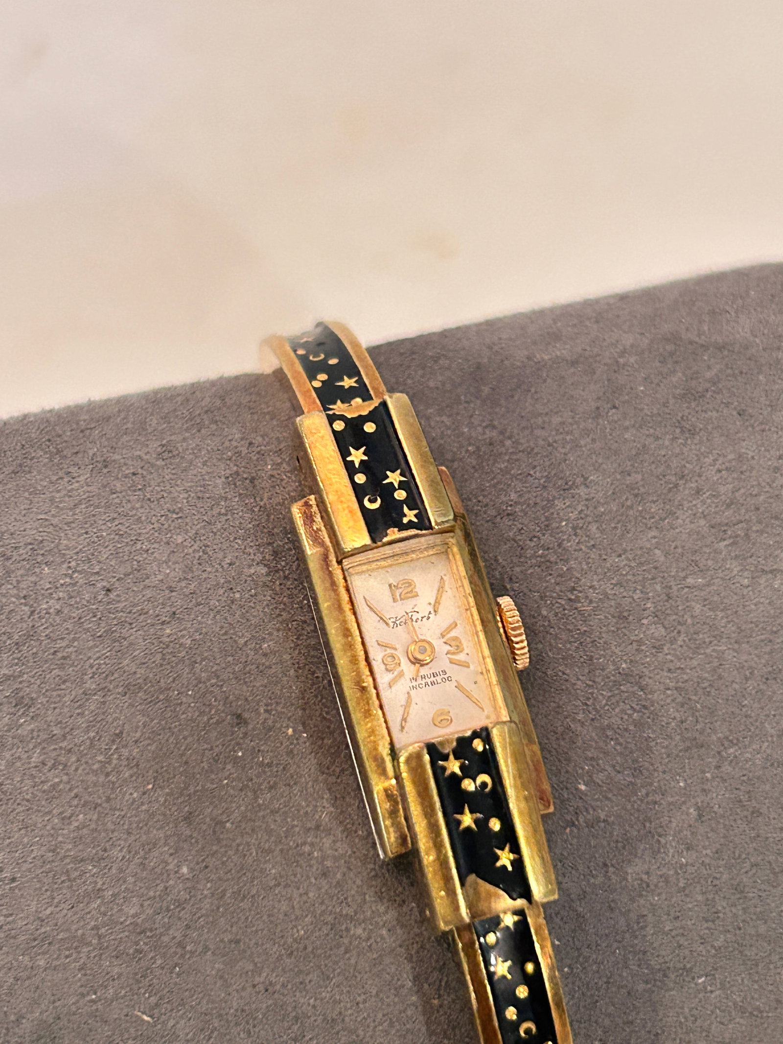 Vintage Bracelet Watch by Kelbert hinged working mech: Vintage Bracelet Watch by Kelbert hinged working mech Please view all photos as they are part of the description and condition of this Item, Feel free to contact me with questions or picture requests!