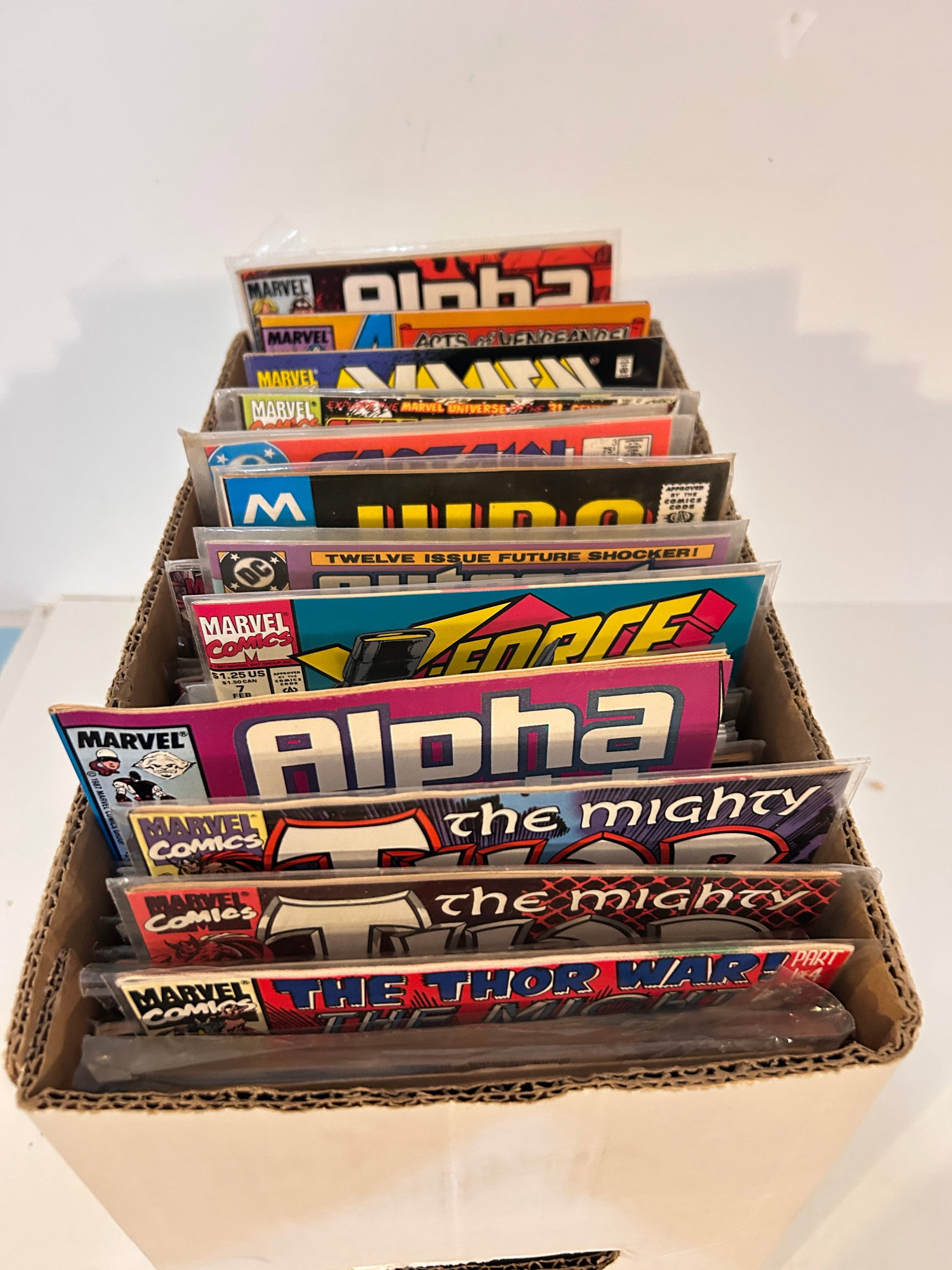Vintage Short Box Of Comics: Vintage Short Box Of Comics Please view all photos as they are part of the description and condition of this Item, Feel free to contact me with questions or picture requests! Used Item AS IS