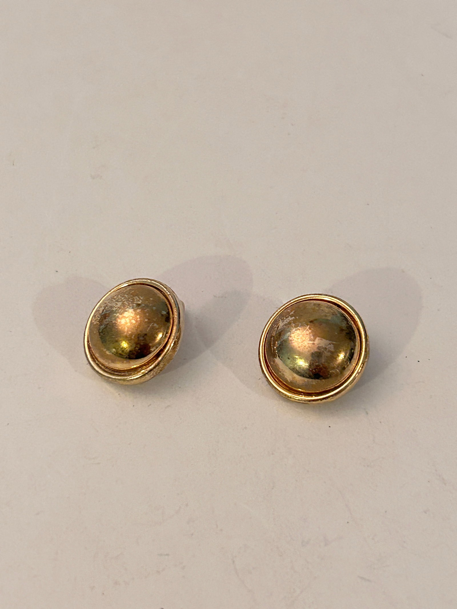 Vintage Pair of Ralph Lorrain old Earrings (1 of 4)