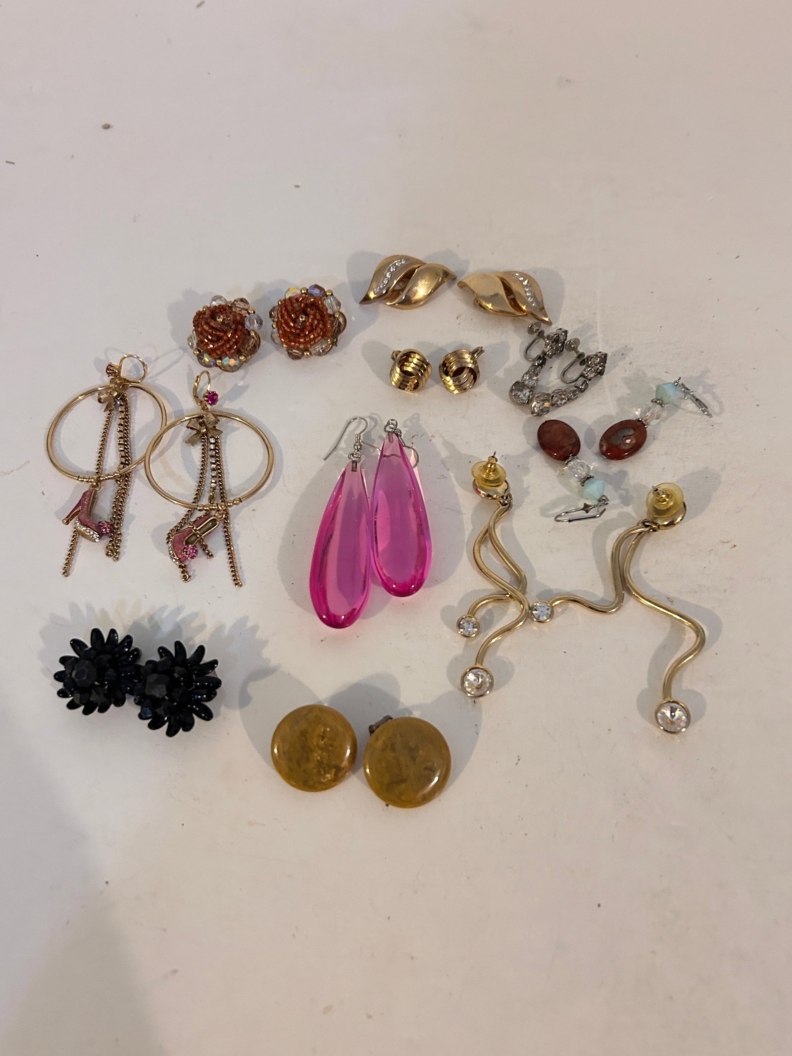 Vintage Lot of 10 Earrings (1 of 4)