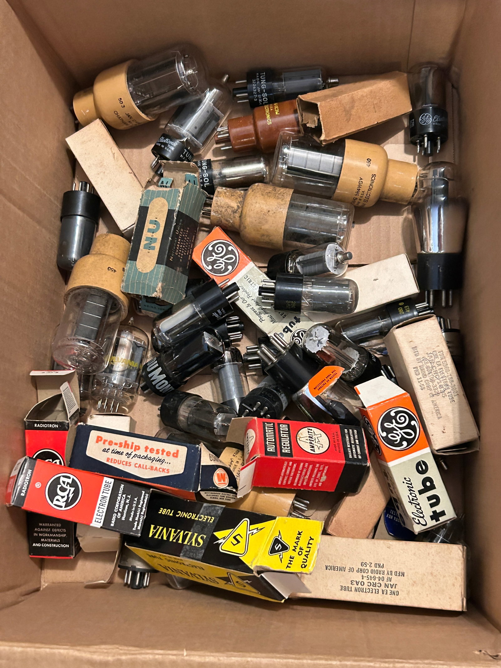 Vintage lot of Vacuum Tubes (1 of 4)
