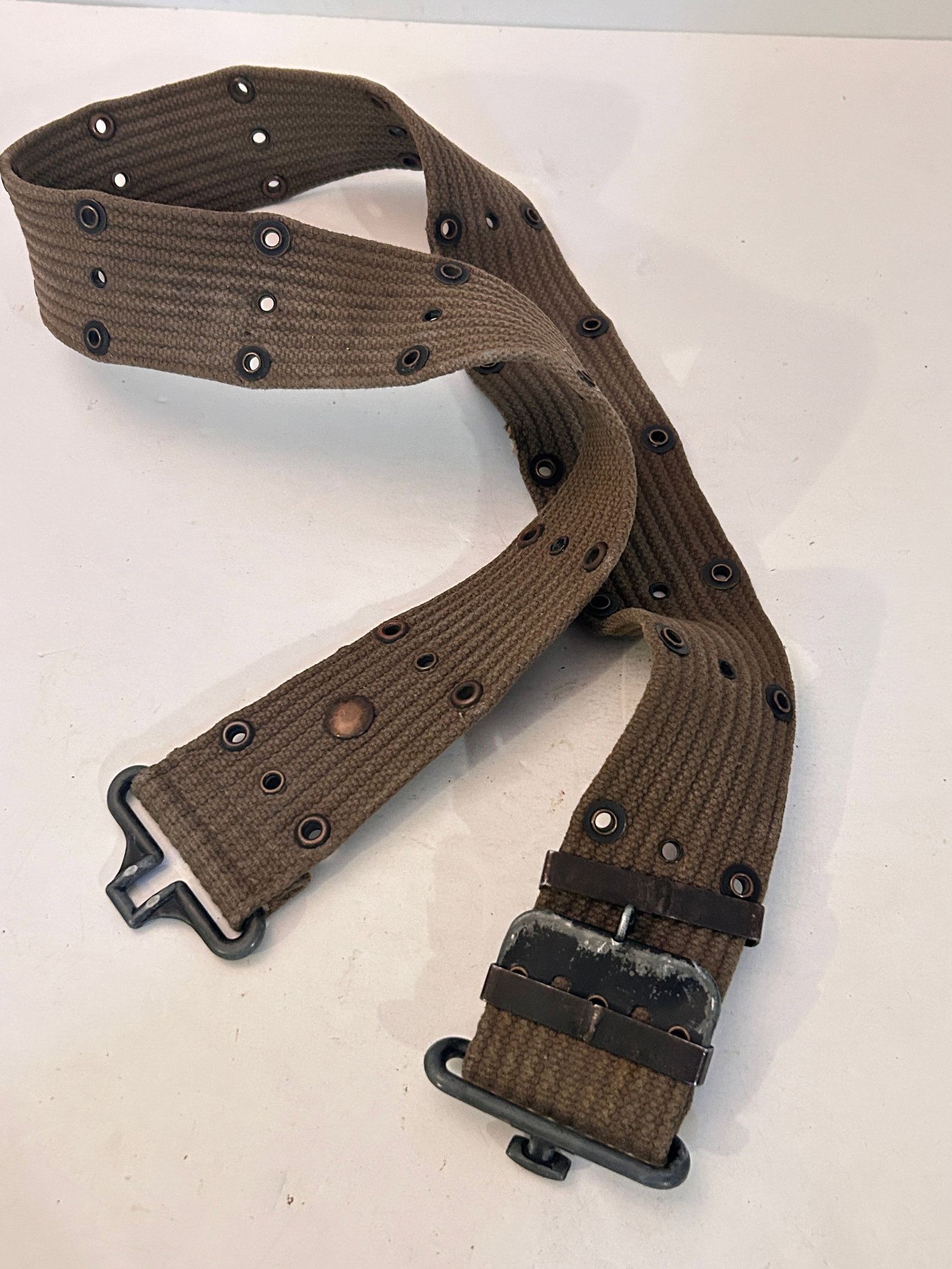Vintage Military Army Belt (1 of 4)