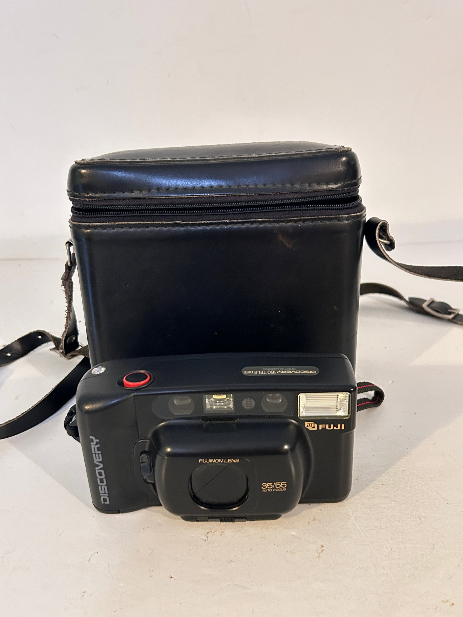 Fuji Discovery 60 Point and Shoot 35mm Film Camera (1 of 3)