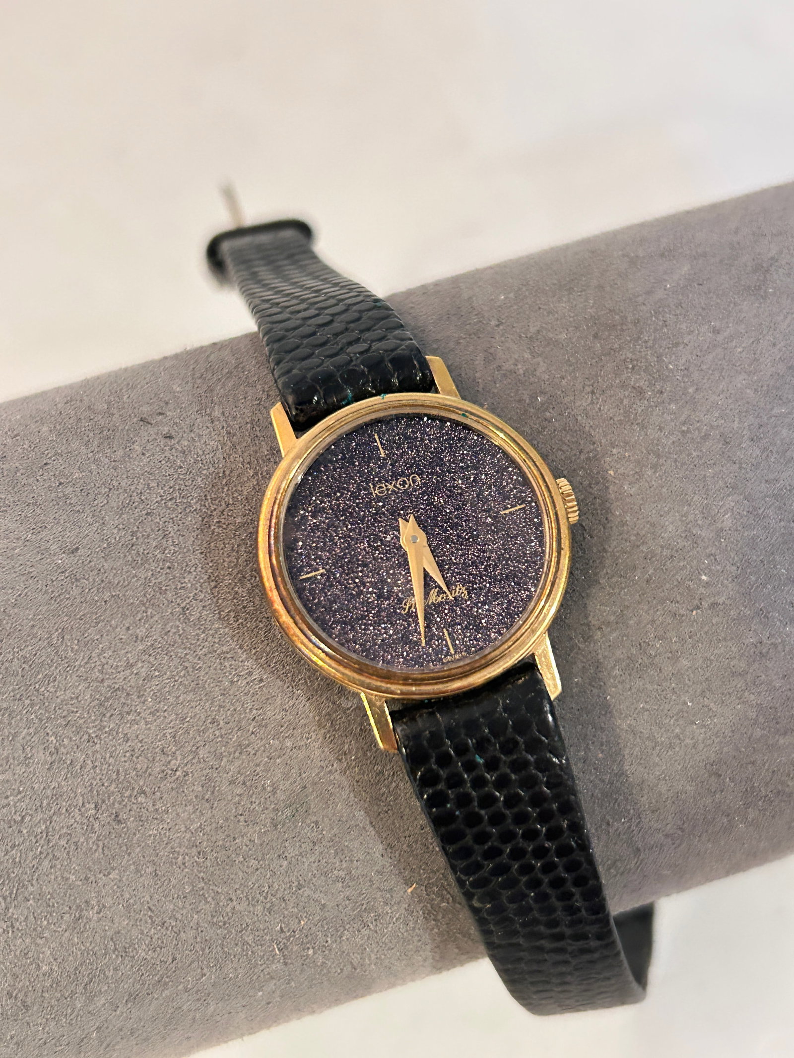 Vintage Lexon Mech Working Watch (1 of 5)