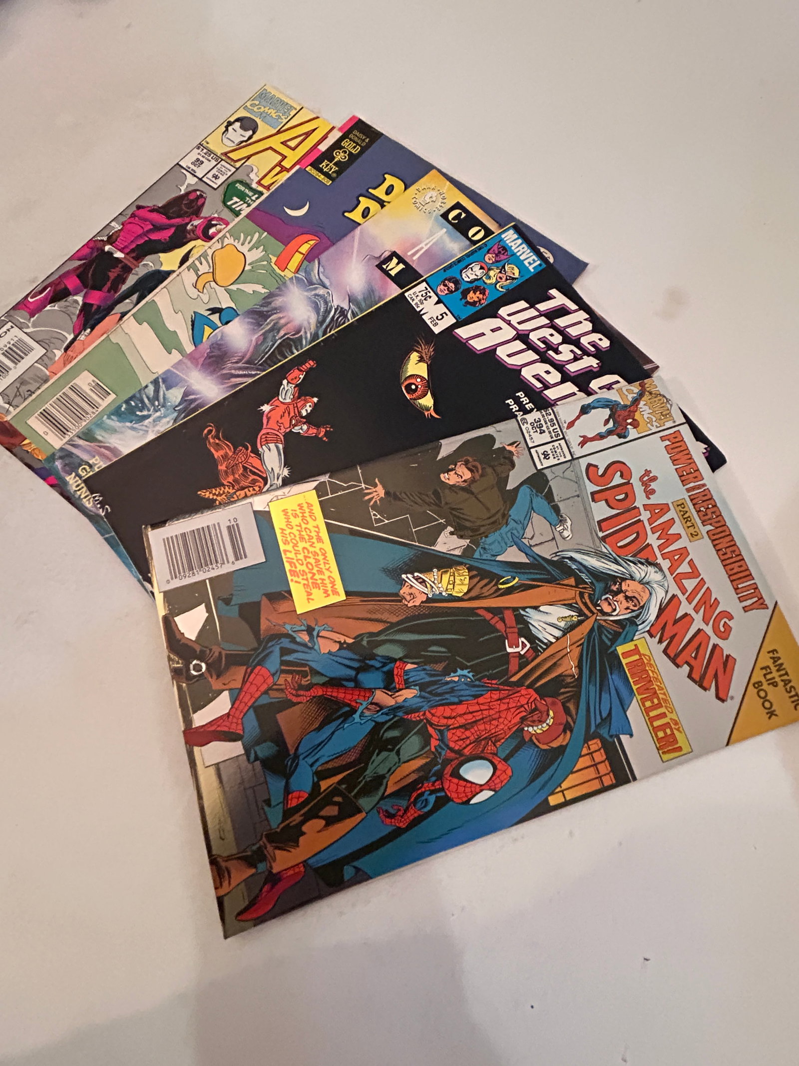 Vintage lot of 5 Comics: Vintage lot of 5 Comics Please view all photos as they are part of the description and condition of this Item, Feel free to contact me with questions or picture requests! Used Item AS IS