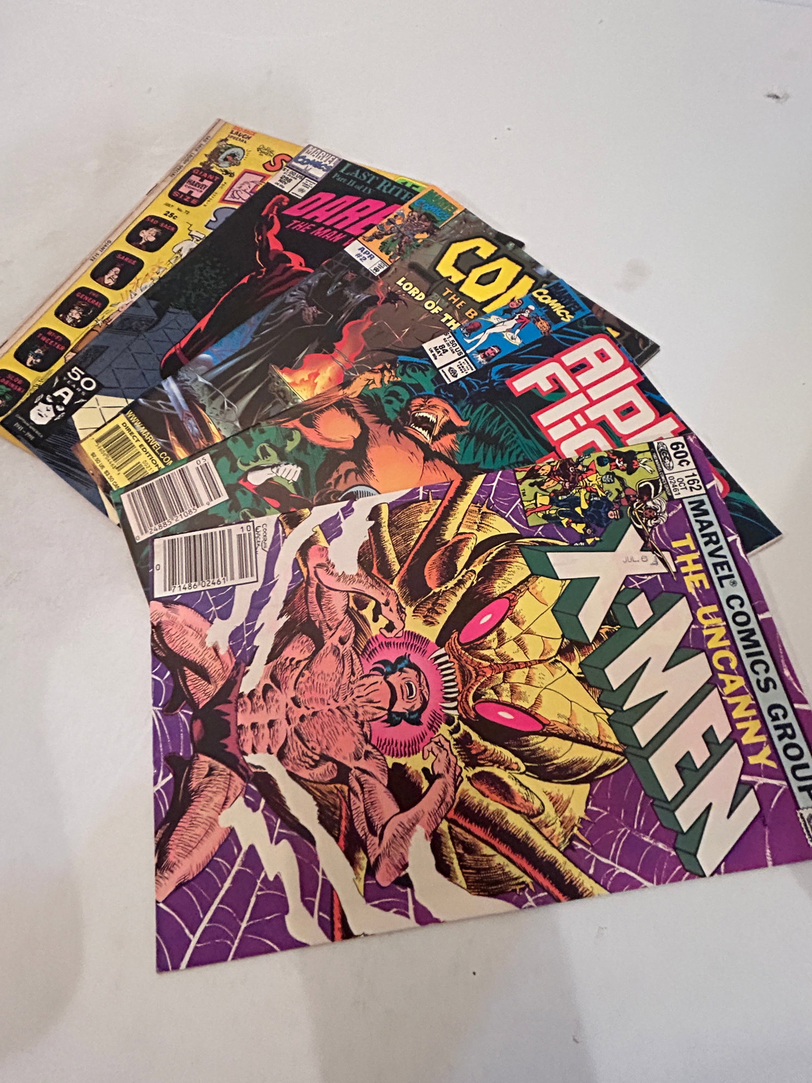 Vintage lot of 5 Comics: Vintage lot of 5 Comics Please view all photos as they are part of the description and condition of this Item, Feel free to contact me with questions or picture requests! Used Item AS IS