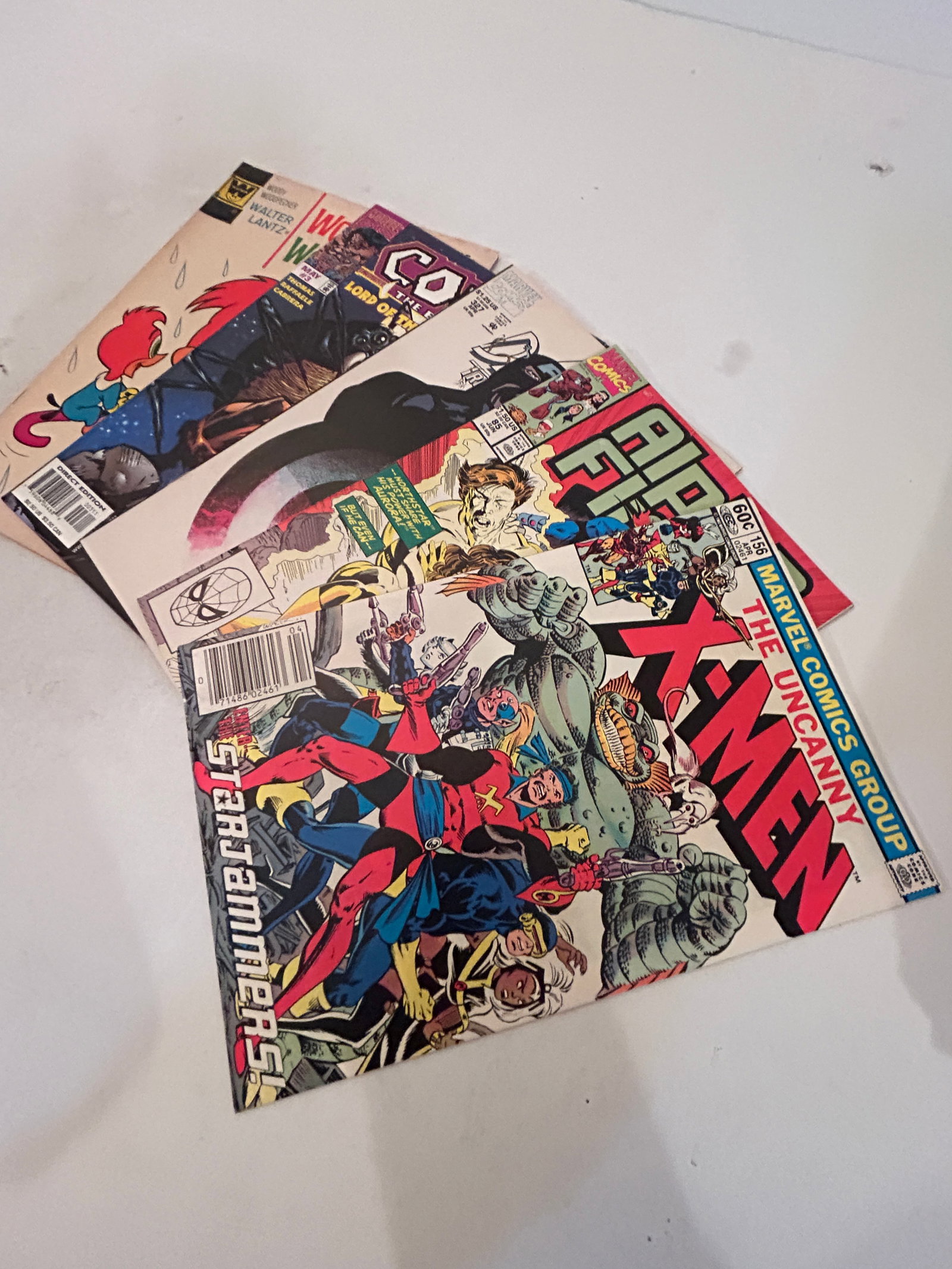 Vintage lot of 5 Comics: Vintage lot of 5 Comics Please view all photos as they are part of the description and condition of this Item, Feel free to contact me with questions or picture requests! Used Item AS IS