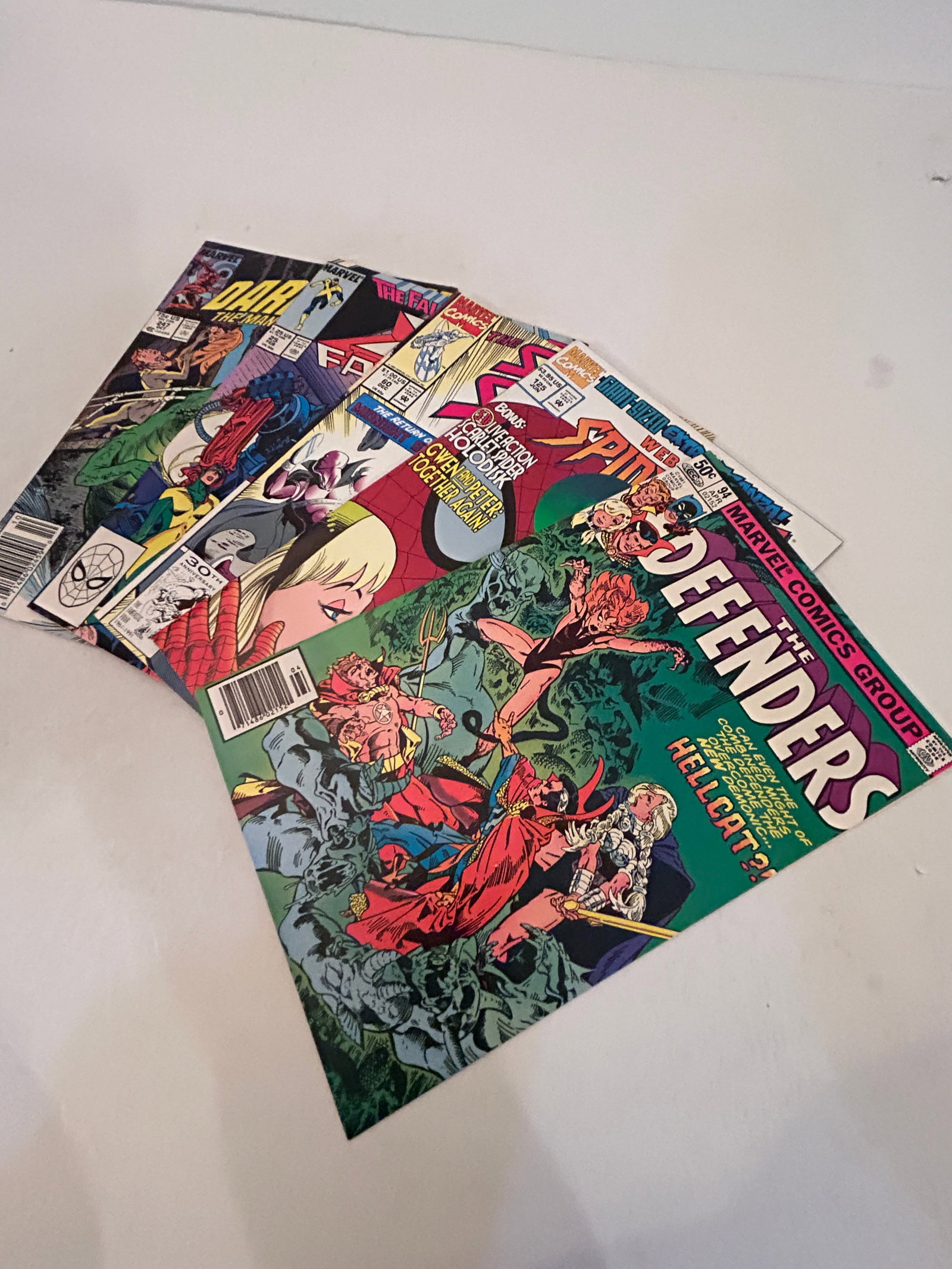 Vintage lot of 5 Comics: Vintage lot of 5 Comics Please view all photos as they are part of the description and condition of this Item, Feel free to contact me with questions or picture requests! Used Item AS IS