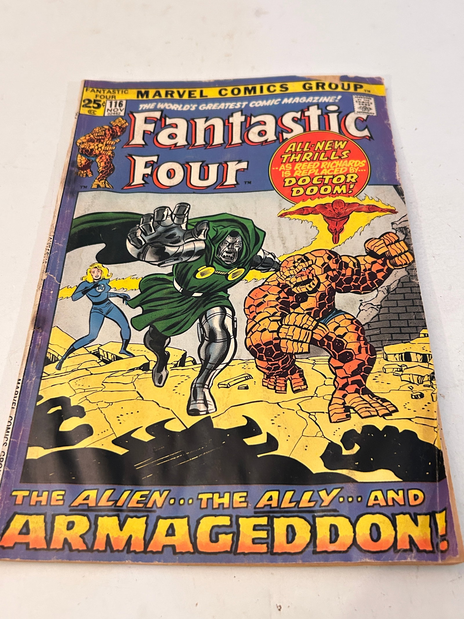 Vintage Comic Book Fantastic Four # 116: Vintage Comic Book Fantastic Four # 116 Please view all photos as they are part of the description and condition of this Item, Feel free to contact me with questions or picture requests! Used Item AS 