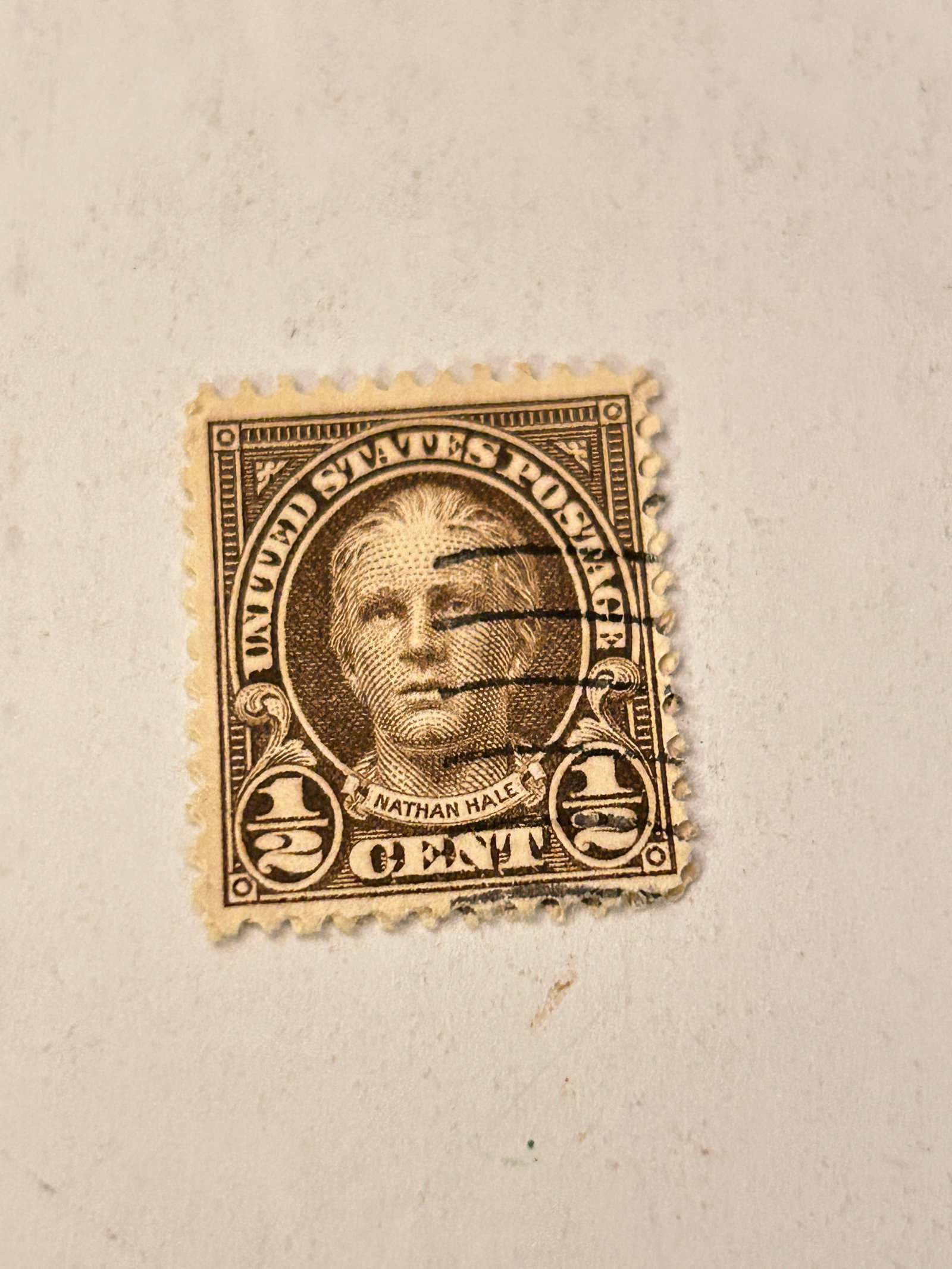 Vintage Stamp: Vintage Stamp Please view all photos as they are part of the description and condition of this Item, Feel free to contact me with questions or picture requests! Used Item AS IS
