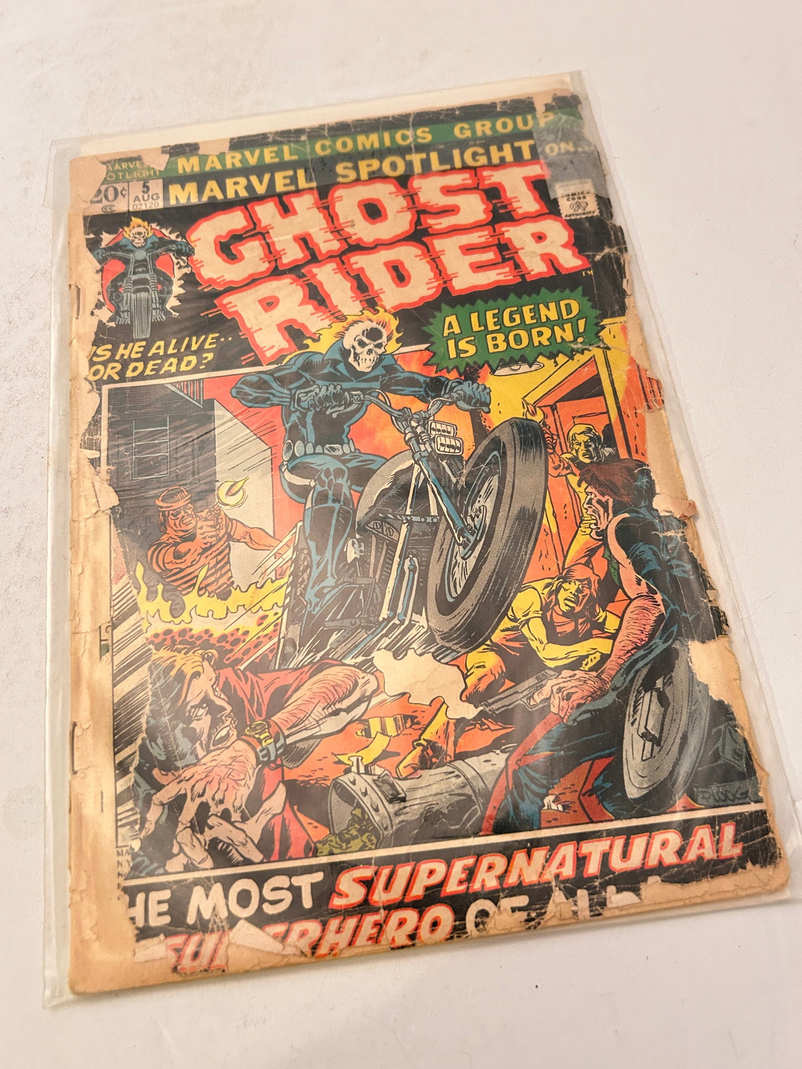 Vintage Comic Book Marvel Spotlight GHOST RIDER # 5 Detatched Cover: Vintage Comic Book Marvel Spotlight GHOST RIDER # 5 Detatched Cover Please view all photos as they are part of the description and condition of this Item, Feel free to contact me with questions or pic