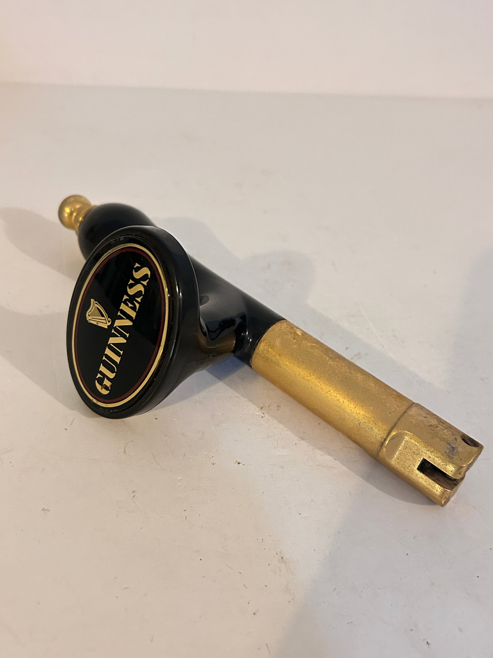 Vintage Guinness Beer Tap: Vintage Guinness Beer Tap Please view all photos as they are part of the description and condition of this Item, Feel free to contact me with questions or picture requests! Used Item AS IS