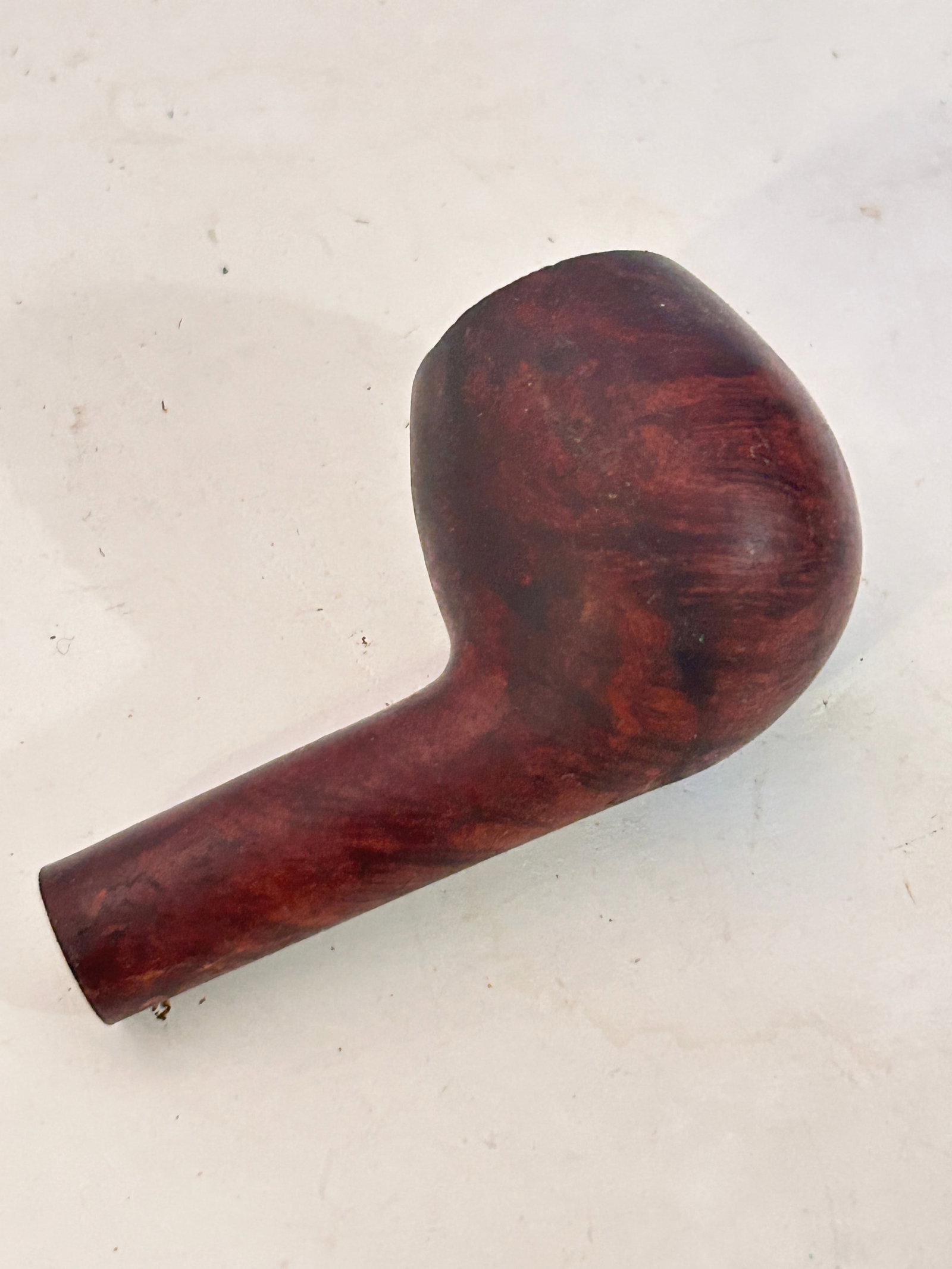 Vintage Pipe Tale: Vintage Pipe Tale Please view all photos as they are part of the description and condition of this Item, Feel free to contact me with questions or picture requests! Used Item AS IS