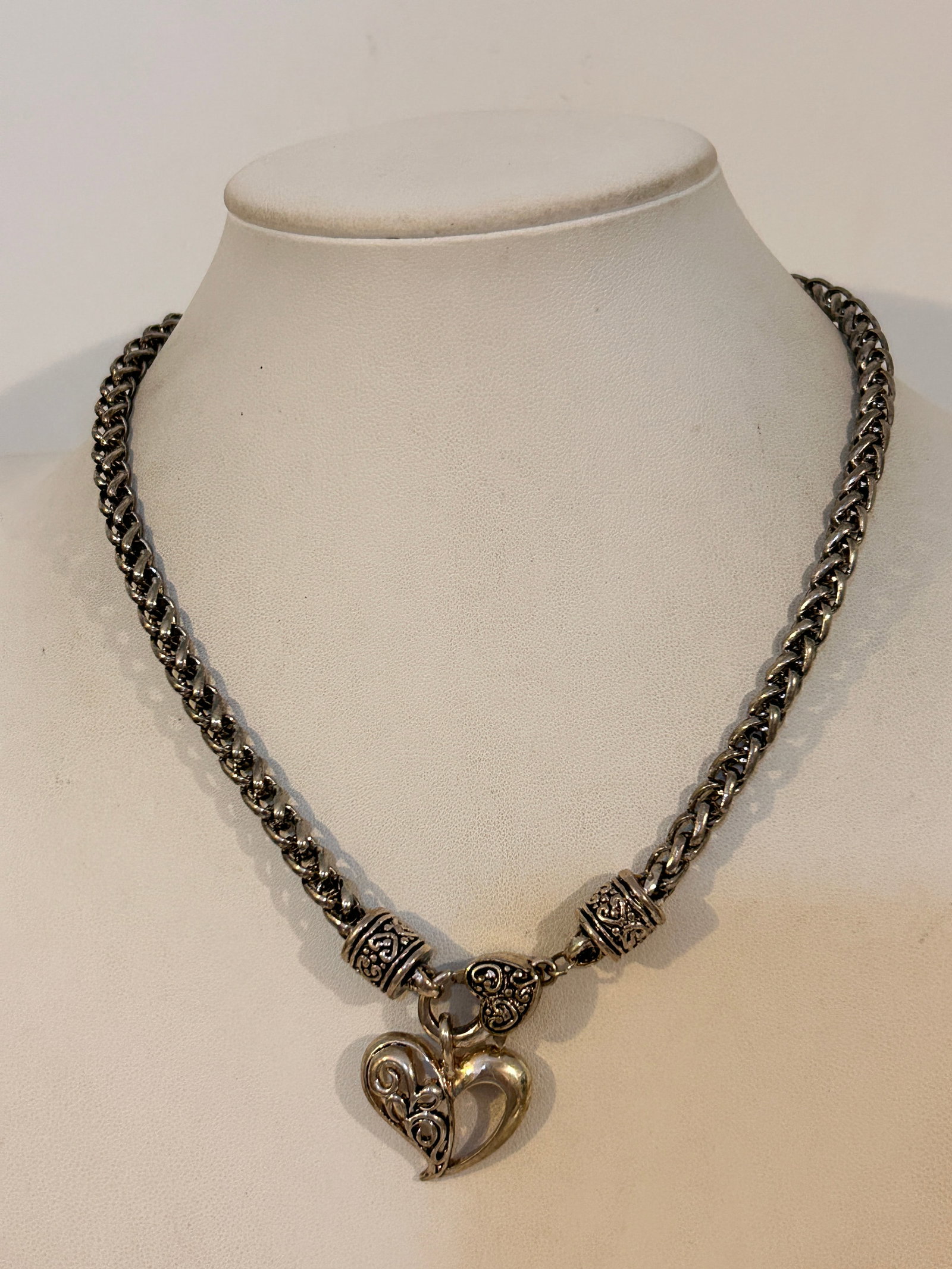 Vintage Brighton heart Necklace 16": Vintage Brighton heart Necklace 16"Please view all photos as they are part of the description and condition of this Item, Feel free to contact me with questions or picture requests! Used Item AS IS