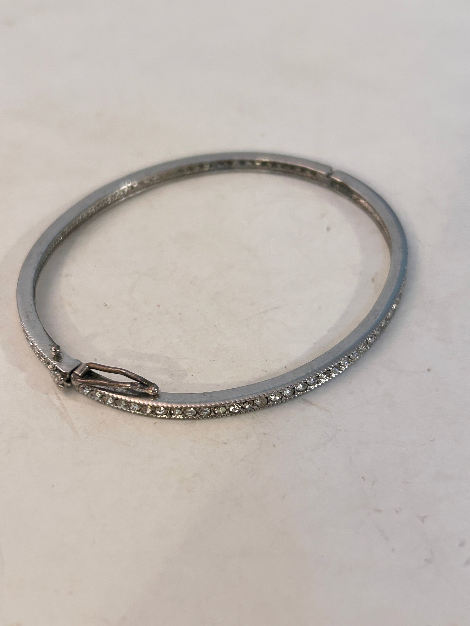 Vintage silvertone rhinestone hinged Bracelet 7" (1 of 4)