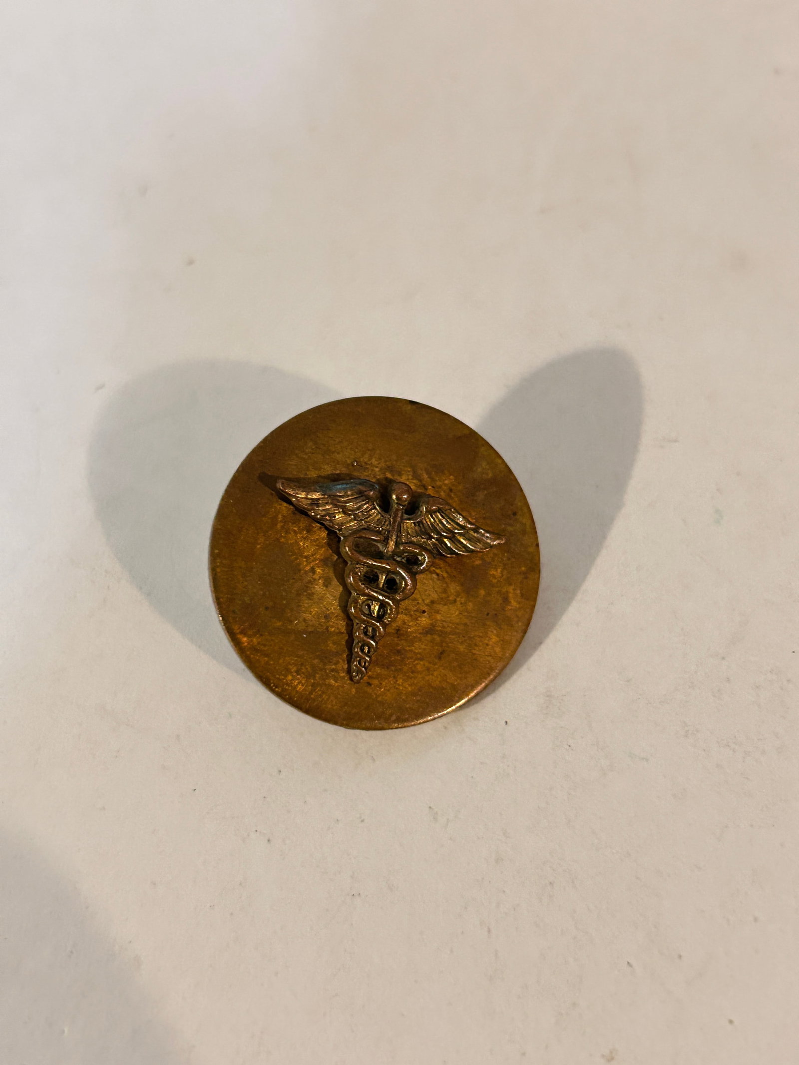 Vintage Military Pin: Vintage Military Pin Please view all photos as they are part of the description and condition of this Item, Feel free to contact me with questions or picture requests! Used Item AS IS