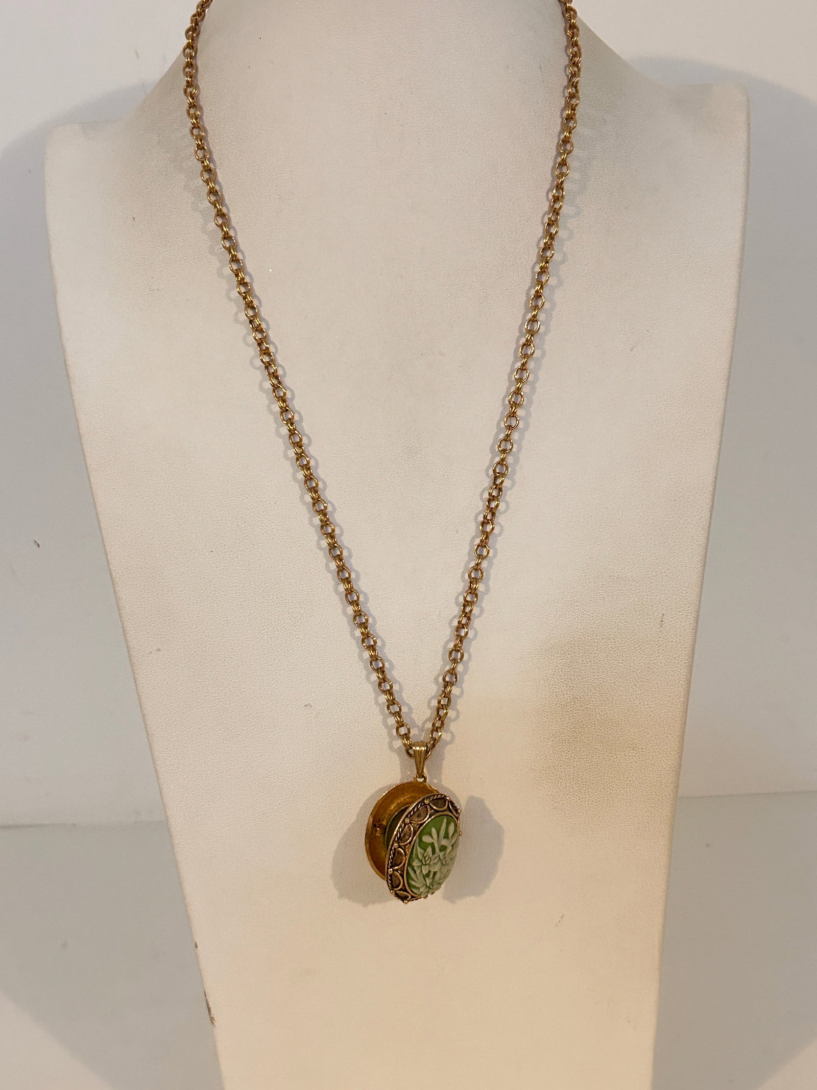 Vintage Goldtone Vanda USA Perfume Locket Green Resin Floral Cameo Pendant (1 of 7)