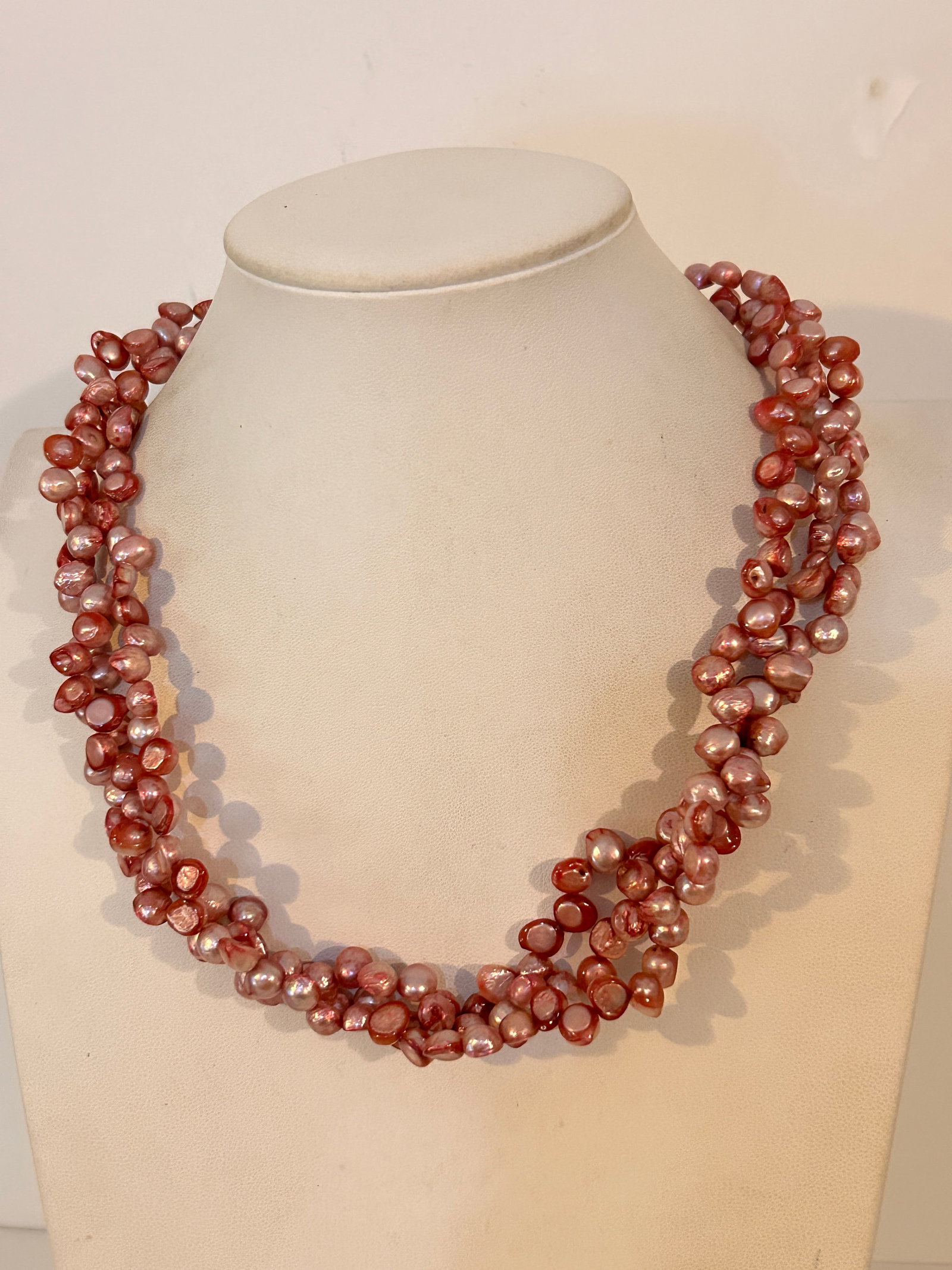 Vintage 925 Silver Multi Strand Pink Freshwater Pearl Necklace 17": Vintage 925 Silver Multi Strand Pink Freshwater Pearl Necklace 17" Please view all photos as they are part of the description and condition of this Item, Feel free to contact me with questions or pict