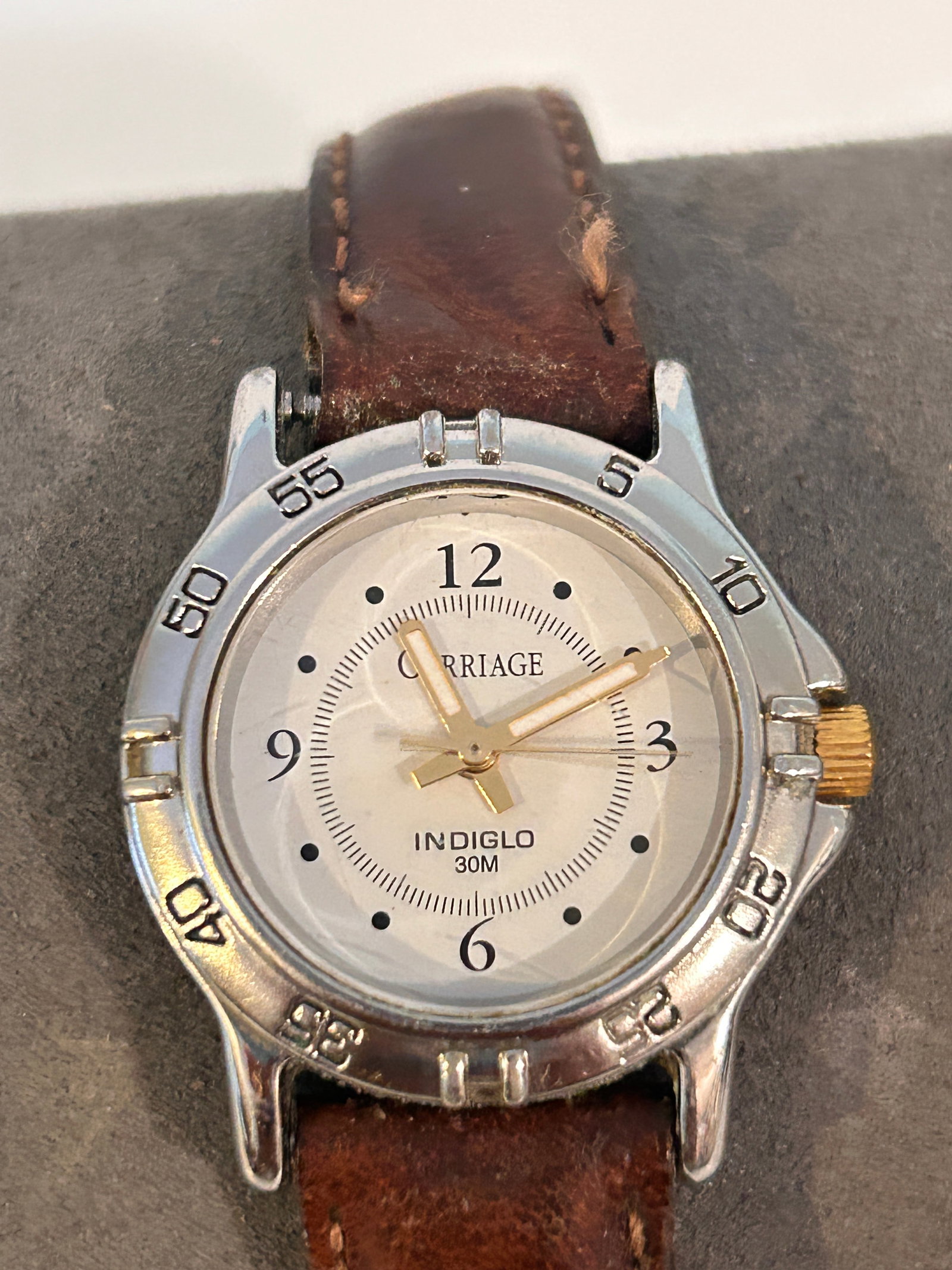 Vintage Timex Carriage Indiglo 30 M Water Resistant Womens Watch W Leather Band working (1 of 4)