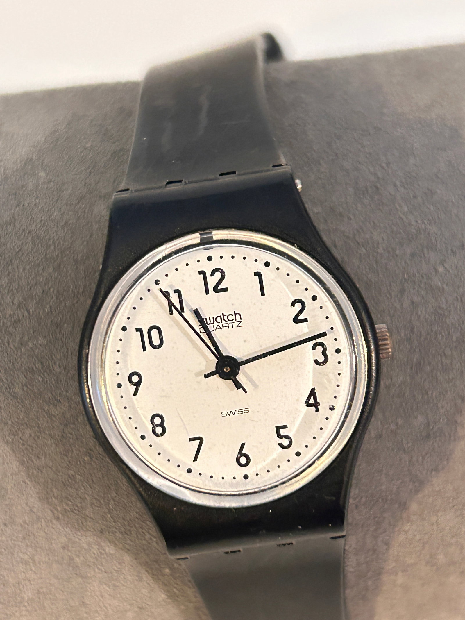 Vtg Swatch Watch Black White Face`1980s working (1 of 3)
