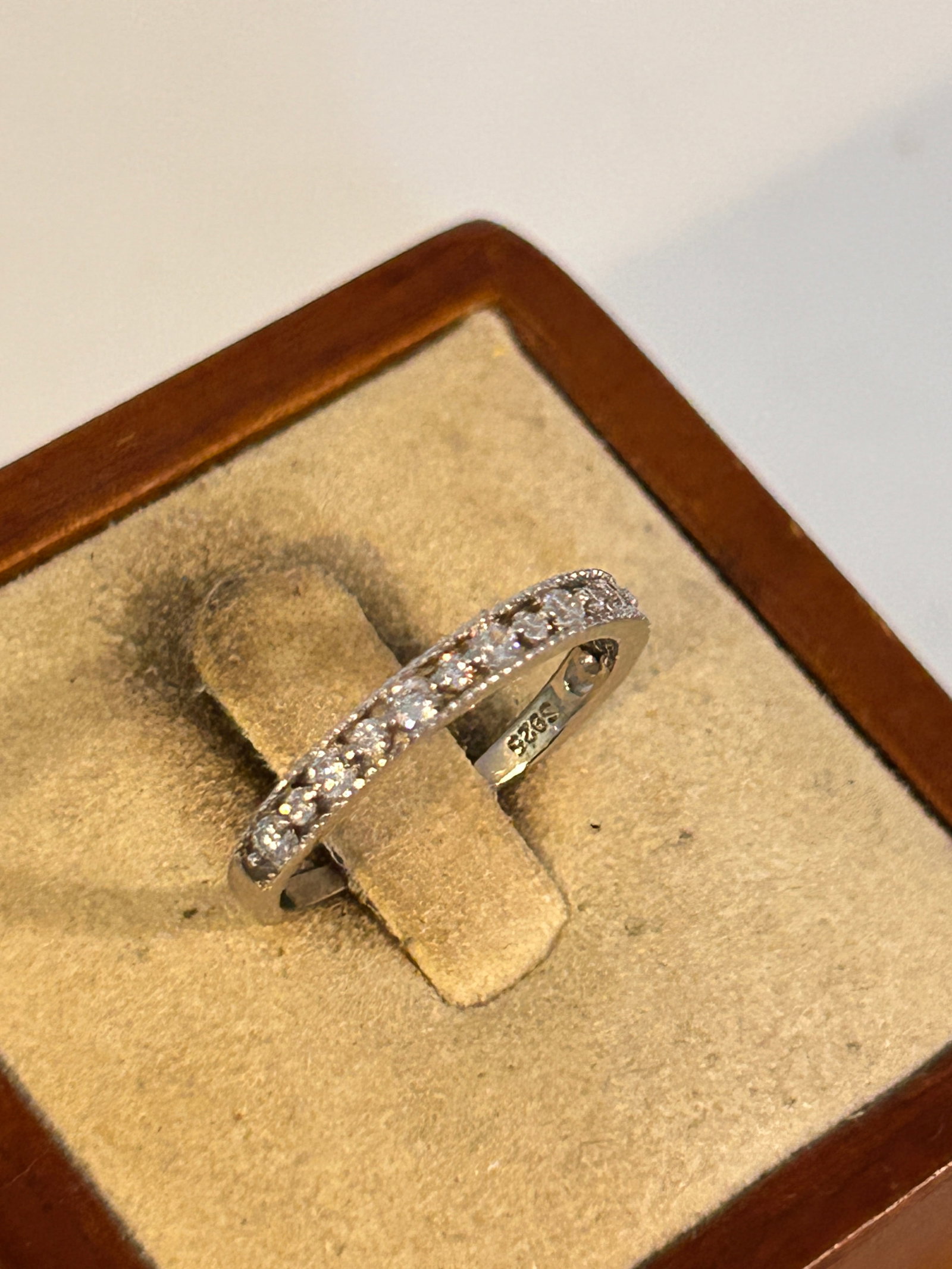 Vintage Sterling Silver band Ring sz 7 (1 of 5)