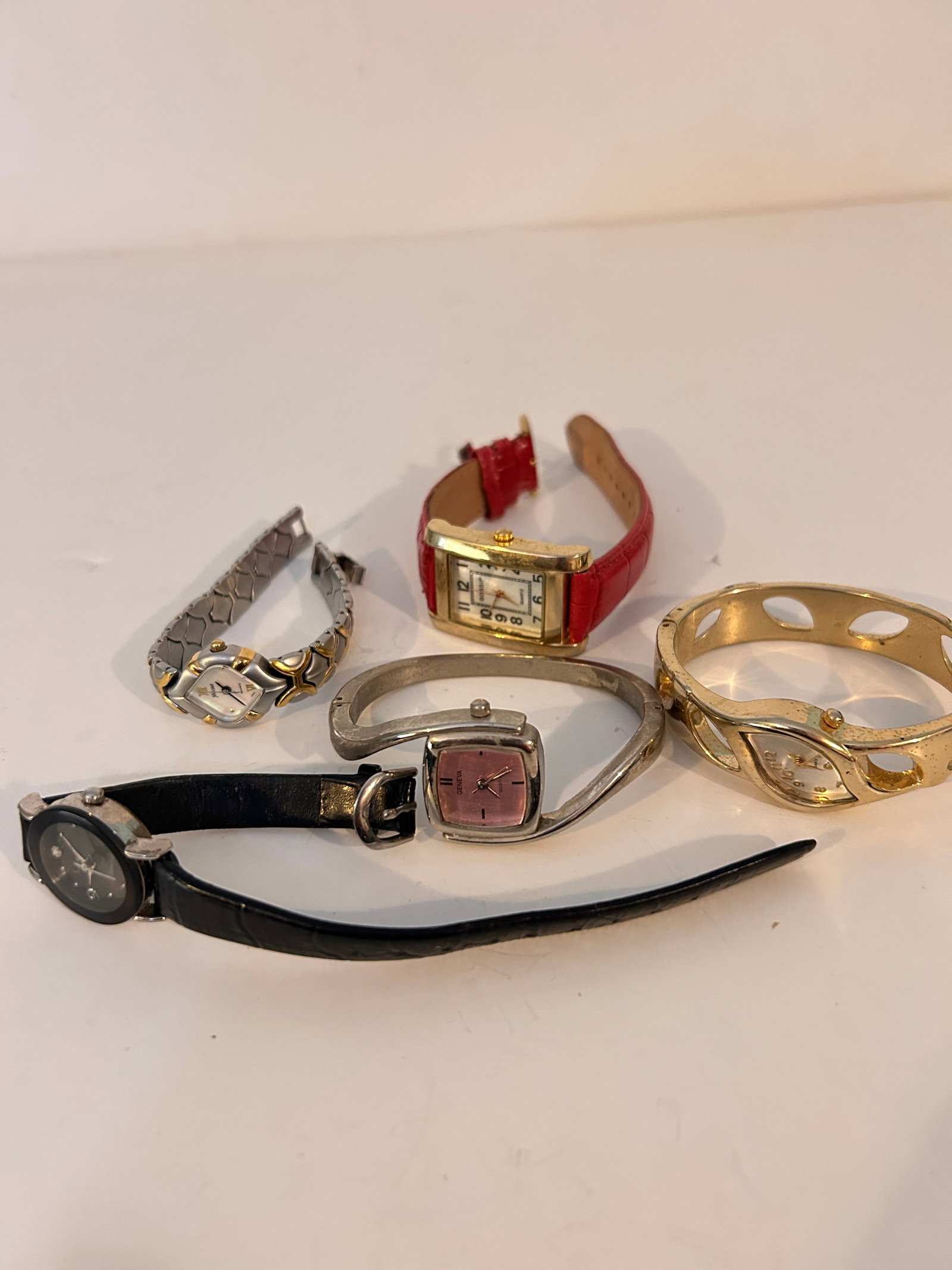 Vintage Lot of 5 nice untested watches (1 of 5)