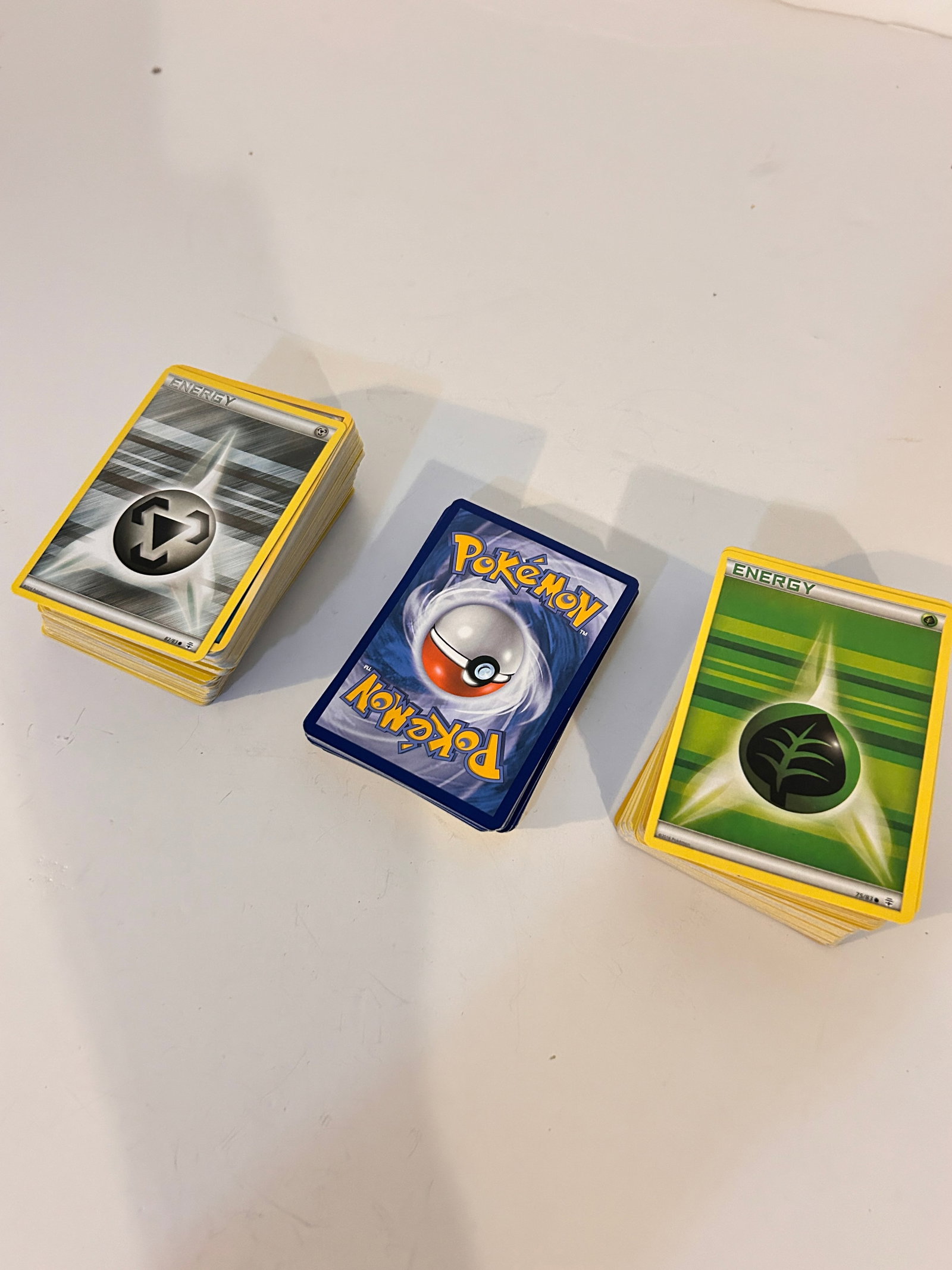 Pokemon Trading Cards Energy: Pokemon Trading Cards Energy Please view all photos as they are part of the description and condition of this Item, Feel free to contact me with questions or picture requests! Used Item AS IS