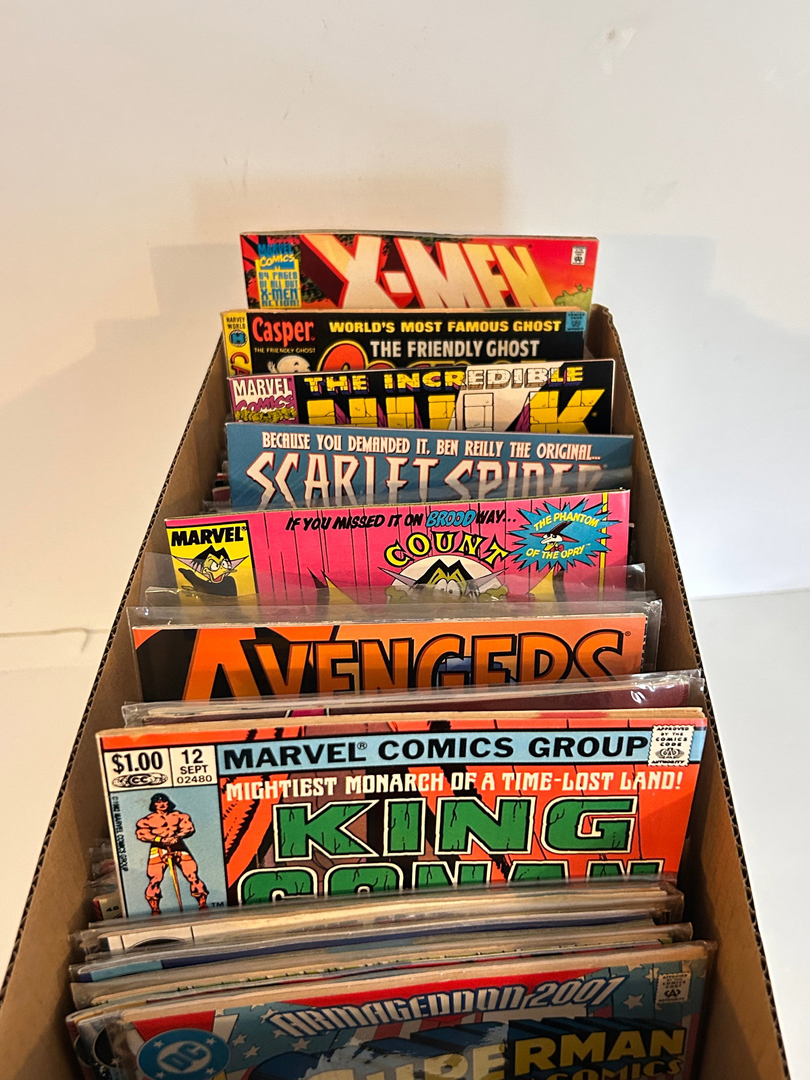 Vintage Short Box Of Comics: Vintage Short Box Of Comics Please view all photos as they are part of the description and condition of this Item, Feel free to contact me with questions or picture requests! Used Item AS IS