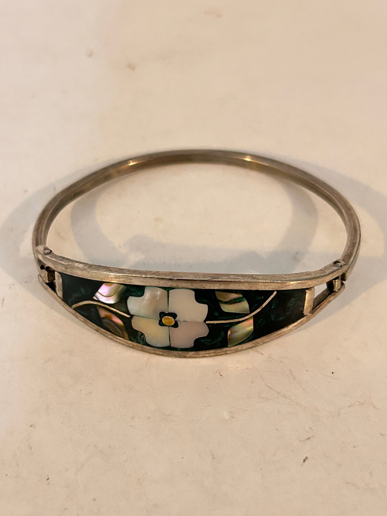 Vintage Mexico Alpaca Silver Black Bangle Flower Hinged Bracelet Mexico 2 1/4" (1 of 6)