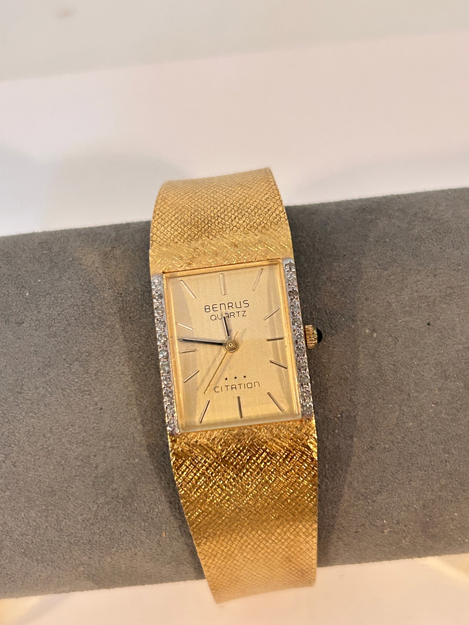 Benrus Citation Lady Watch Rectangle Face Diamond Bezel needs bat: Benrus Citation Lady Watch Rectangle Face Diamond Bezel needs batPlease view all photos as they are part of the description and condition of this Item, Feel free to contact me with questions or pictur