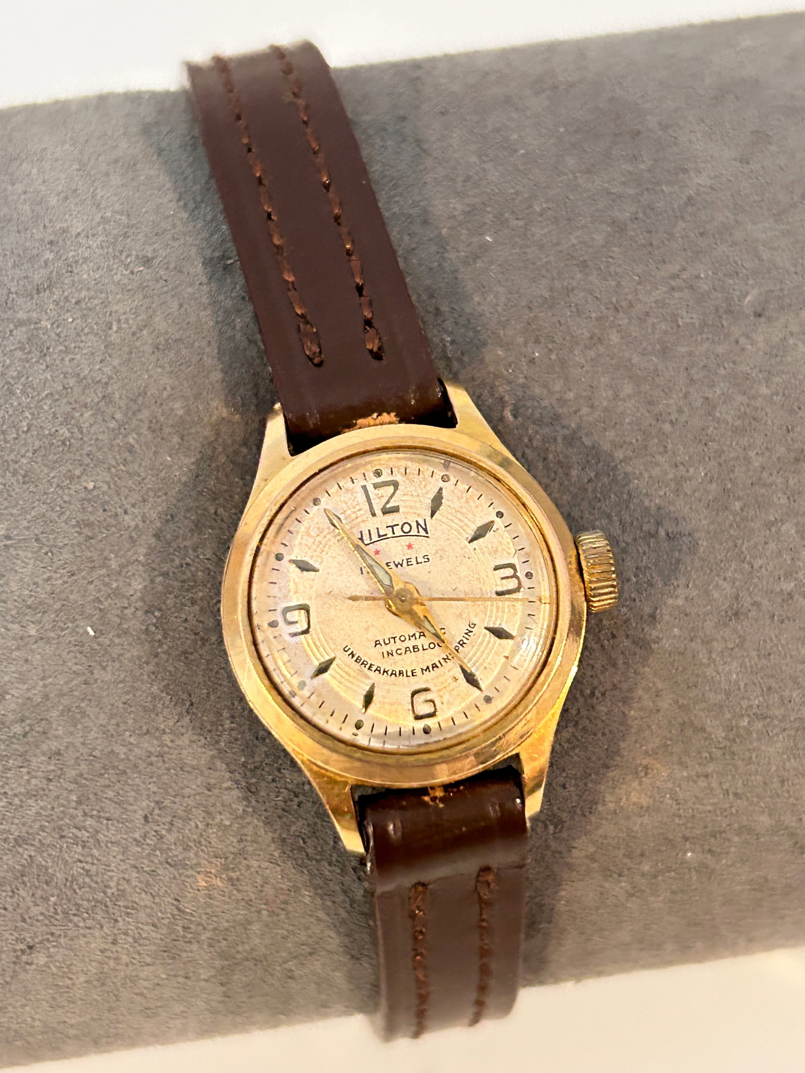 Vintage HILTON Automatic watch 17Jewels swiss 1950s working (1 of 5)
