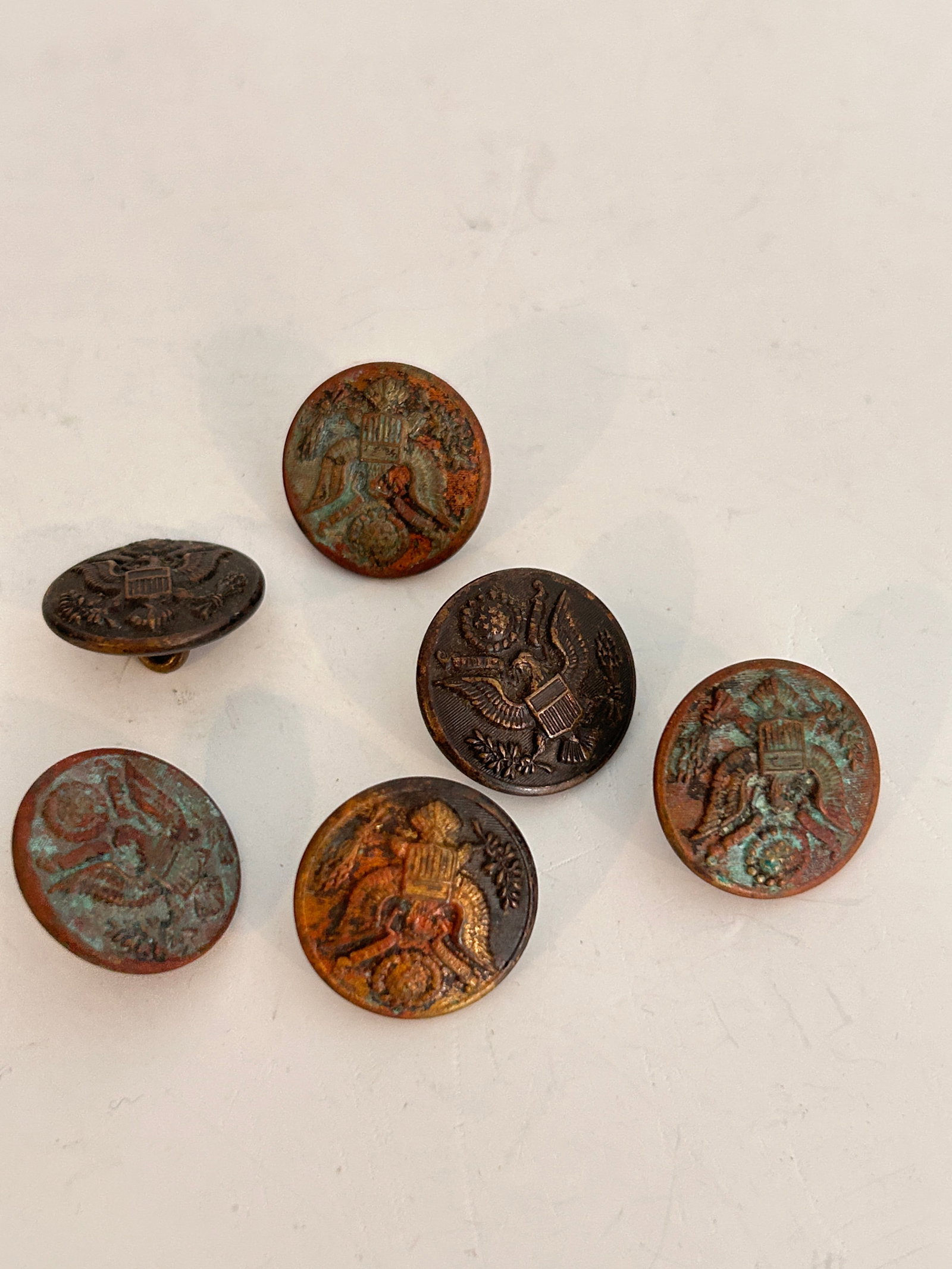 Vintage antique metal Military buttons lot of 6: Vintage antique metal Military buttons lot of 6 Please view all photos as they are part of the description and condition of this Item, Feel free to contact me with questions or picture requests! Used 