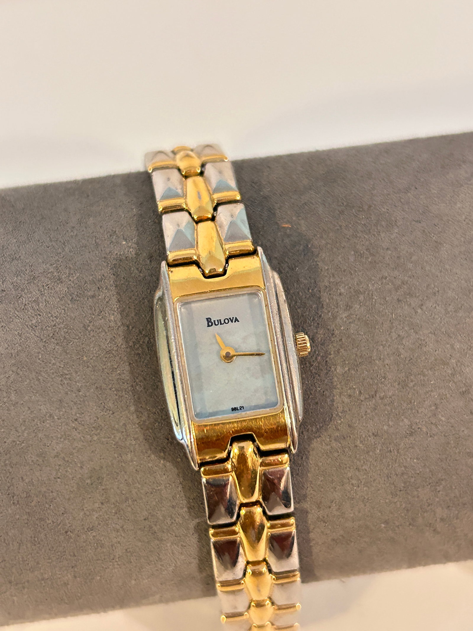 Bulova Two-Tone Women's Rectangular Analog Stainless Steel Fashion Watch working needs bat: Bulova Two-Tone Women's Rectangular Analog Stainless Steel Fashion Watch working needs bat Please view all photos as they are part of the description and condition of this Item, Feel free to contact m