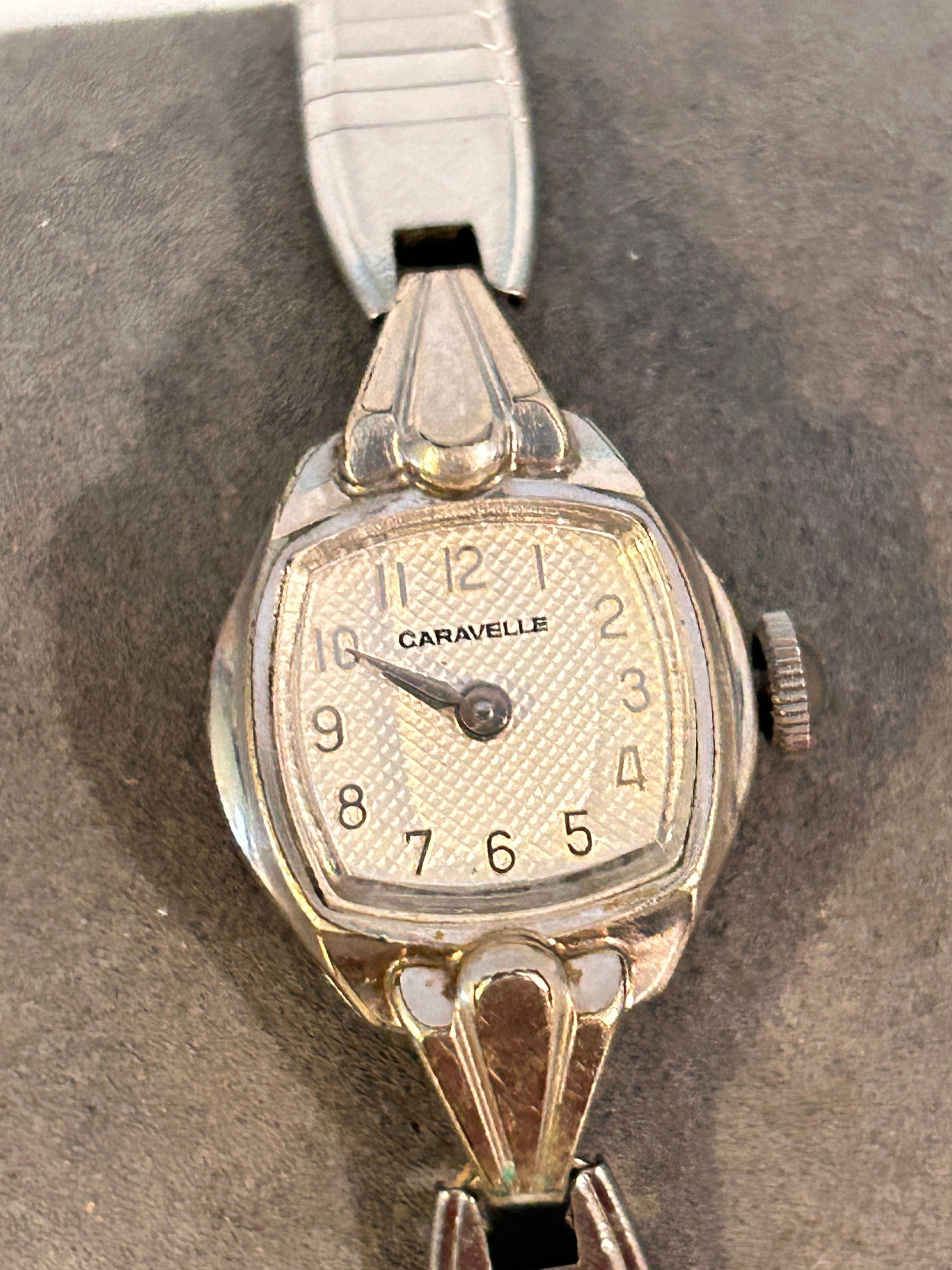 Vintage Caravelle Ladies Mechanical Watch Stainless Steel Stretch Band 1950s working: Vintage Caravelle Ladies Mechanical Watch Stainless Steel Stretch Band 1950s working Please view all photos as they are part of the description and condition of this Item, Feel free to contact me with