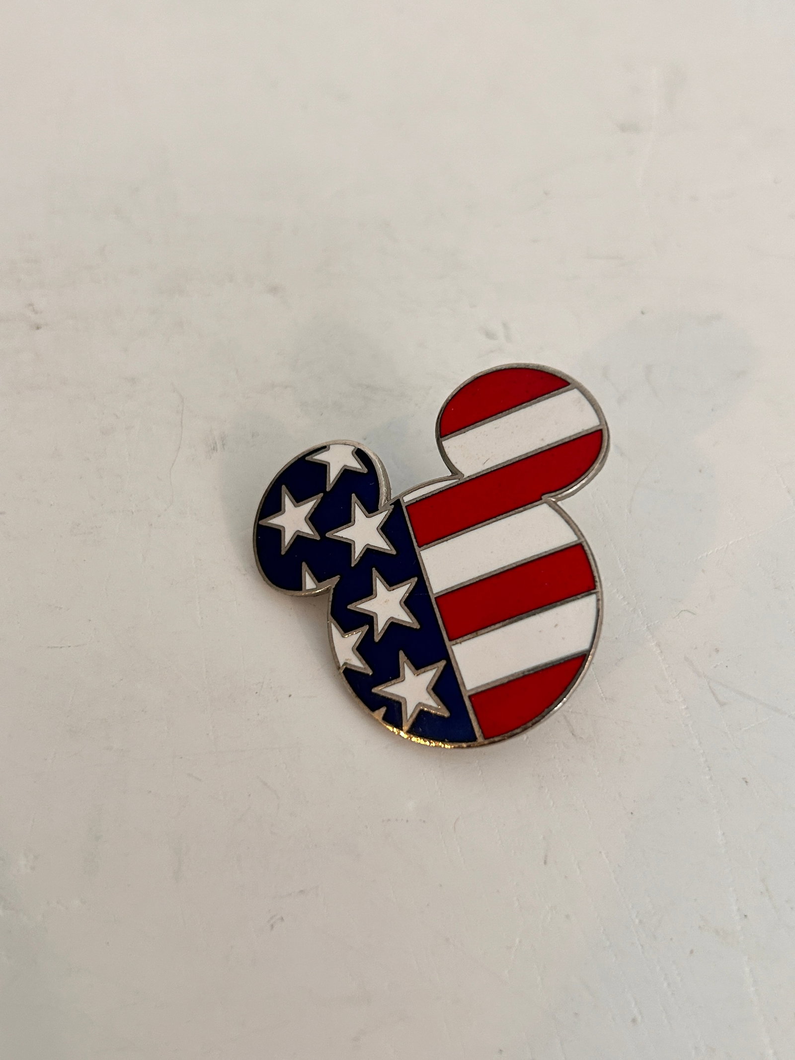 Mickey Head Shape American Flag Individual Disney Park Trading Pin: Mickey Head Shape American Flag Individual Disney Park Trading Pin Please view all photos as they are part of the description and condition of this Item, Feel free to contact me with questions or pict