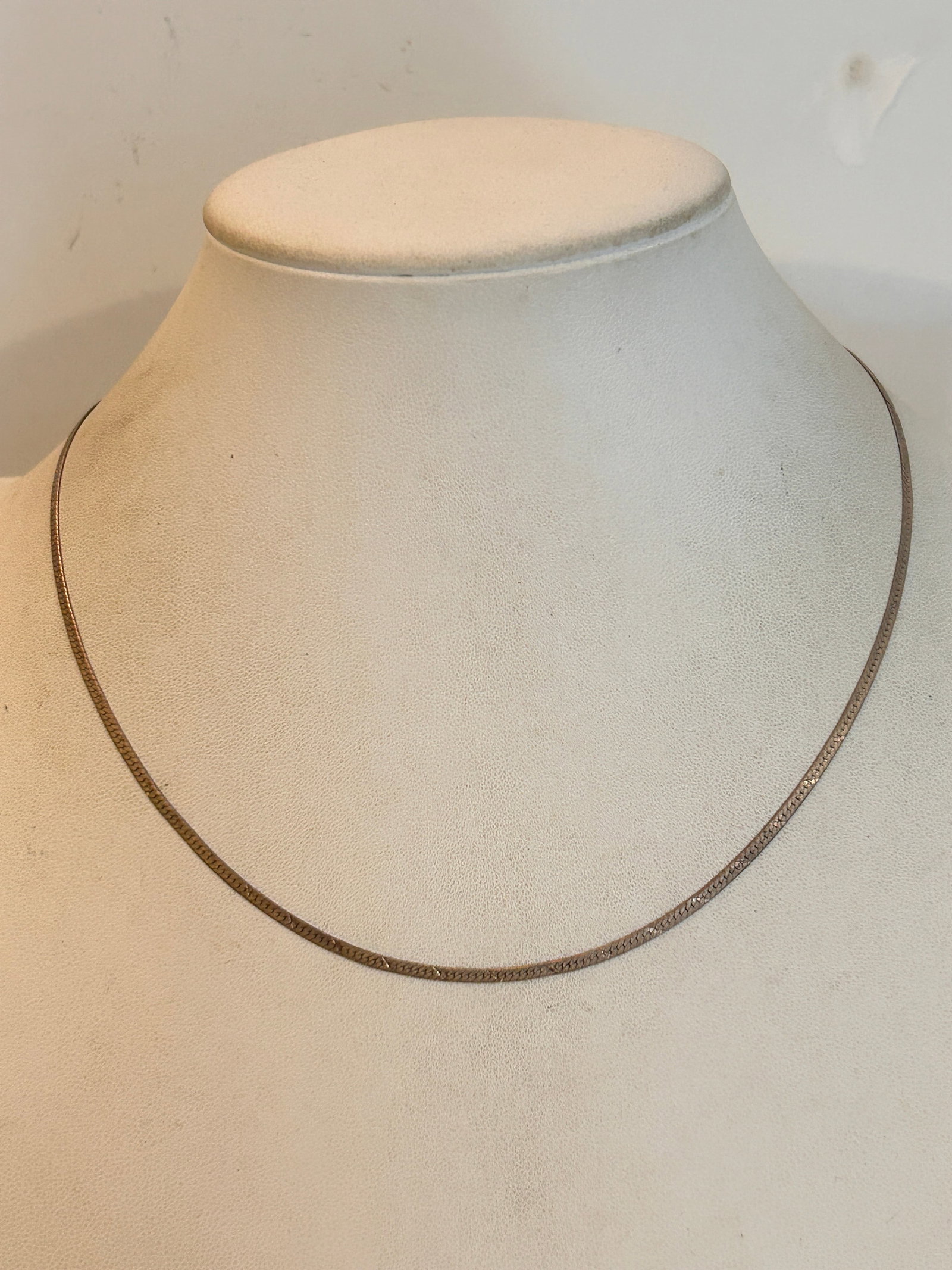Sterling Silver 925 Italian Herringbone Chain Necklace 17": Sterling Silver 925 Italian Herringbone Chain Necklace 17" Please view all photos as they are part of the description and condition of this Item, Feel free to contact me with questions or picture requ