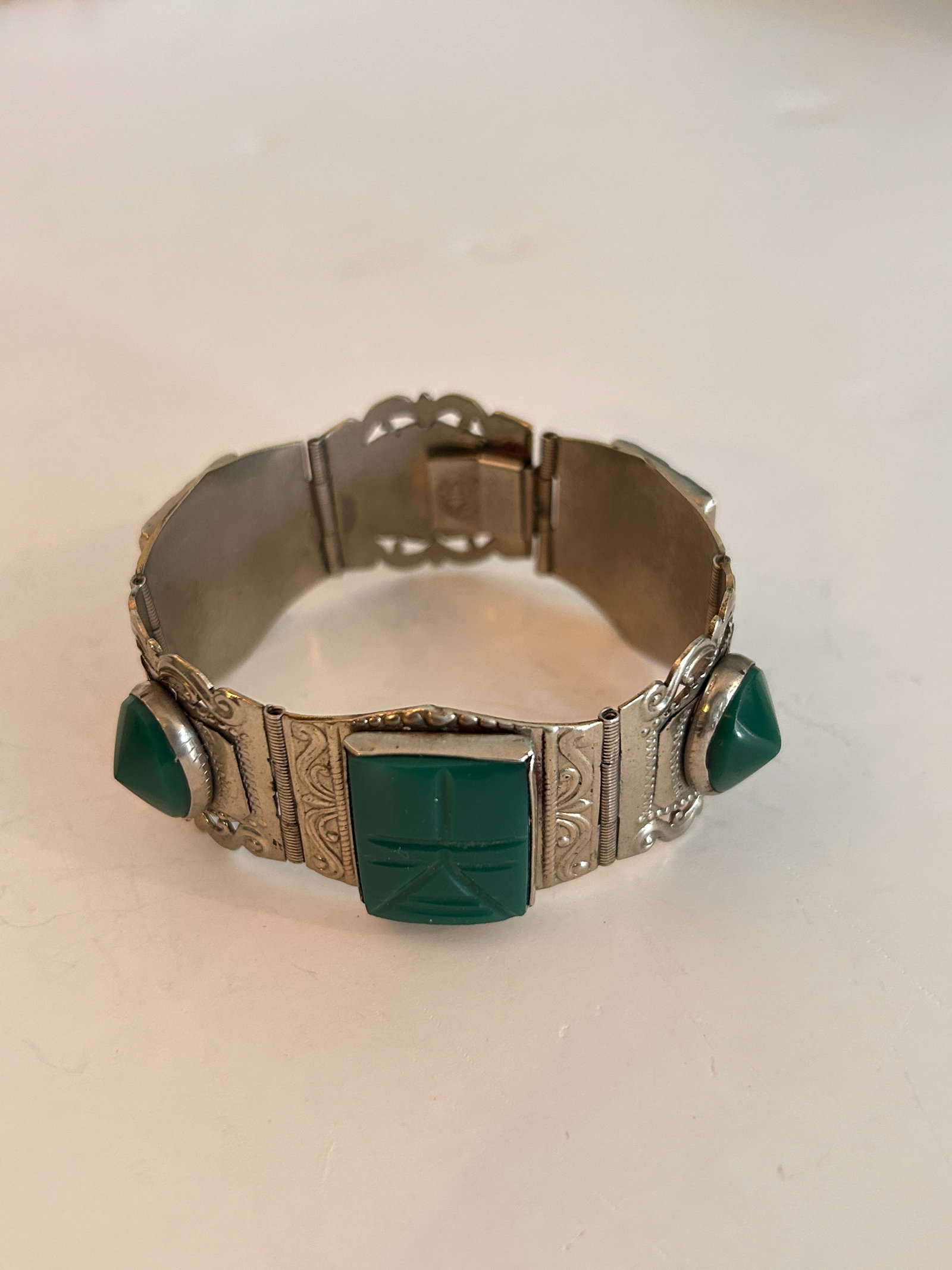 Vintage 1950"s Hecho en Mexico Taxco Green Gemstone Panel Link Bracelet 7": Vintage 1950"s Hecho en Mexico Taxco Green Gemstone Panel Link Bracelet 7" Please view all photos as they are part of the description and condition of this Item, Feel free to contact me with questions