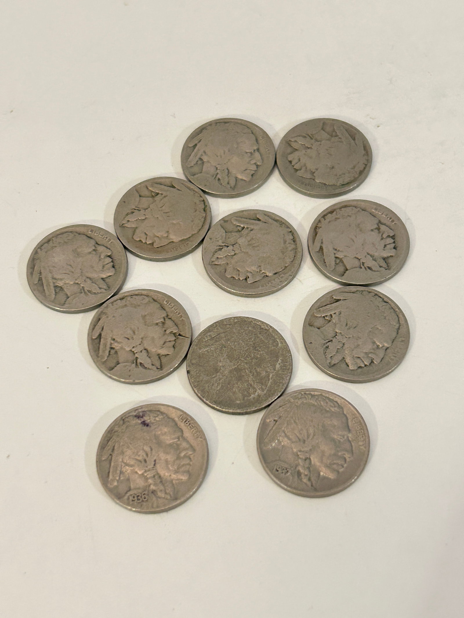 VINTAGE United States Coin Lot of 11 Buffalo Nickels (1 of 5)