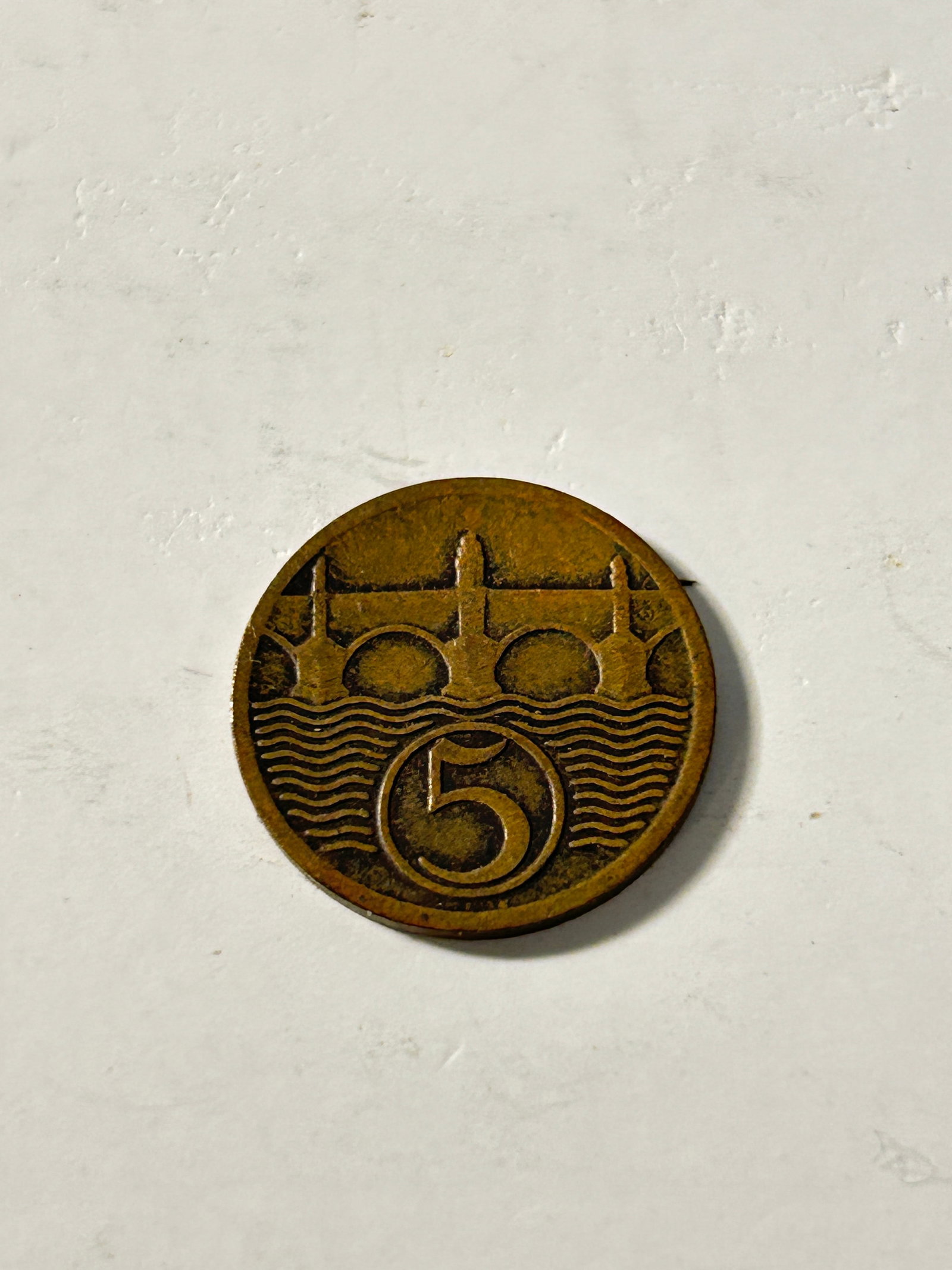 Vintage Old Coin: Vintage Old Coin