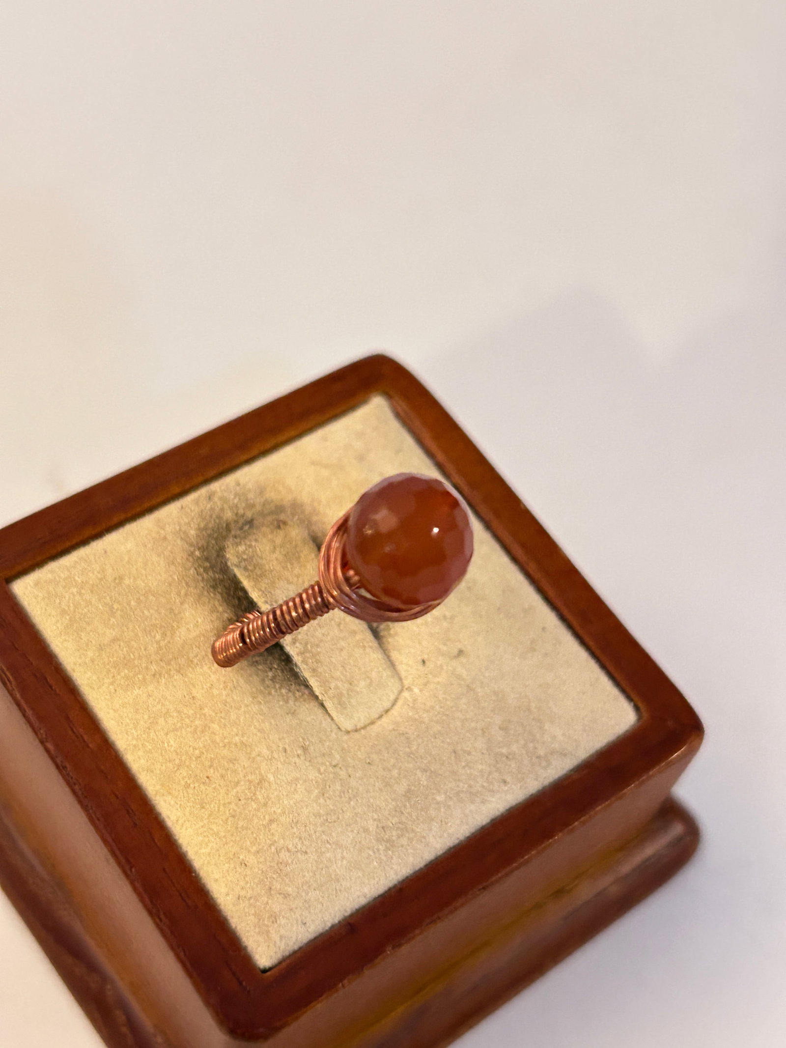 Vintage Costume Ring Sz 9 (1 of 5)
