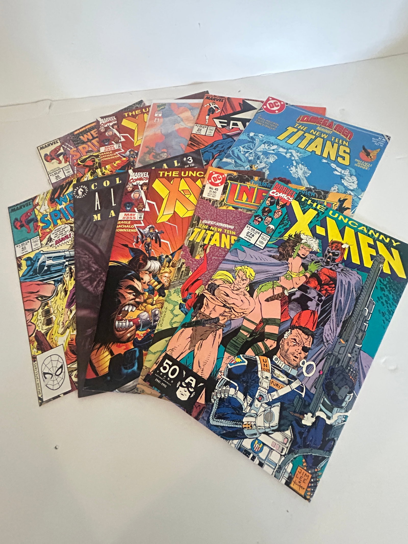 Vintage Lot of 10 Good Comic Books: Vintage Lot of 10 Good Comic Books Please view all photos as they are part of the description and condition of this Item, Feel free to contact me with questions or picture requests! Used Item AS IS