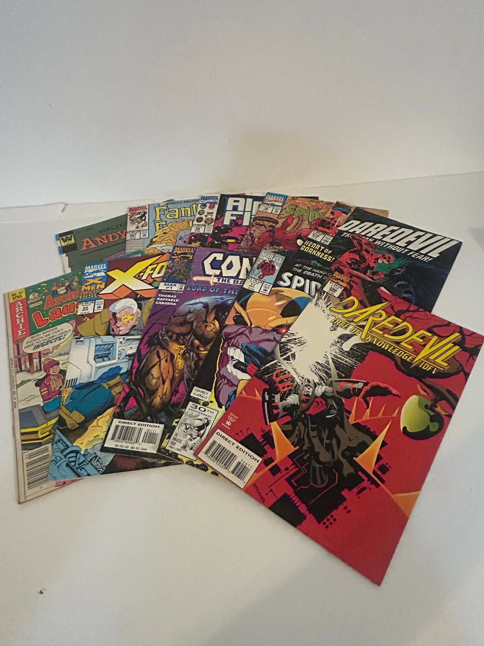 Vintage Lot of 10 Good Comic Books: Vintage Lot of 10 Good Comic Books Please view all photos as they are part of the description and condition of this Item, Feel free to contact me with questions or picture requests! Used Item AS IS