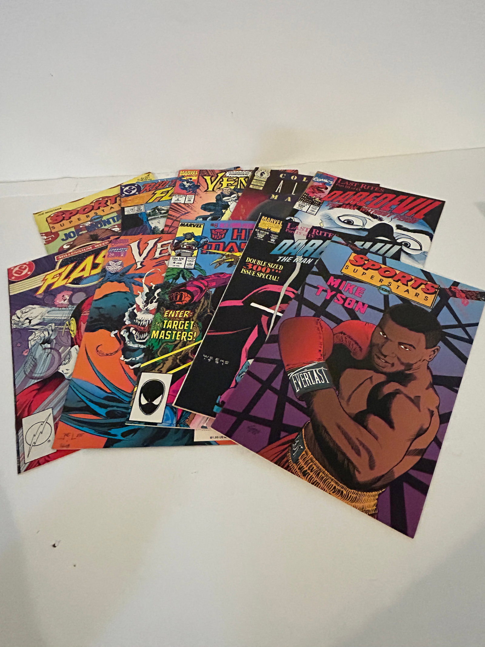 Vintage Lot of 10 Good Comics: Vintage Lot of 10 Good Comics Please view all photos as they are part of the description and condition of this Item, Feel free to contact me with questions or picture requests! Used Item AS IS