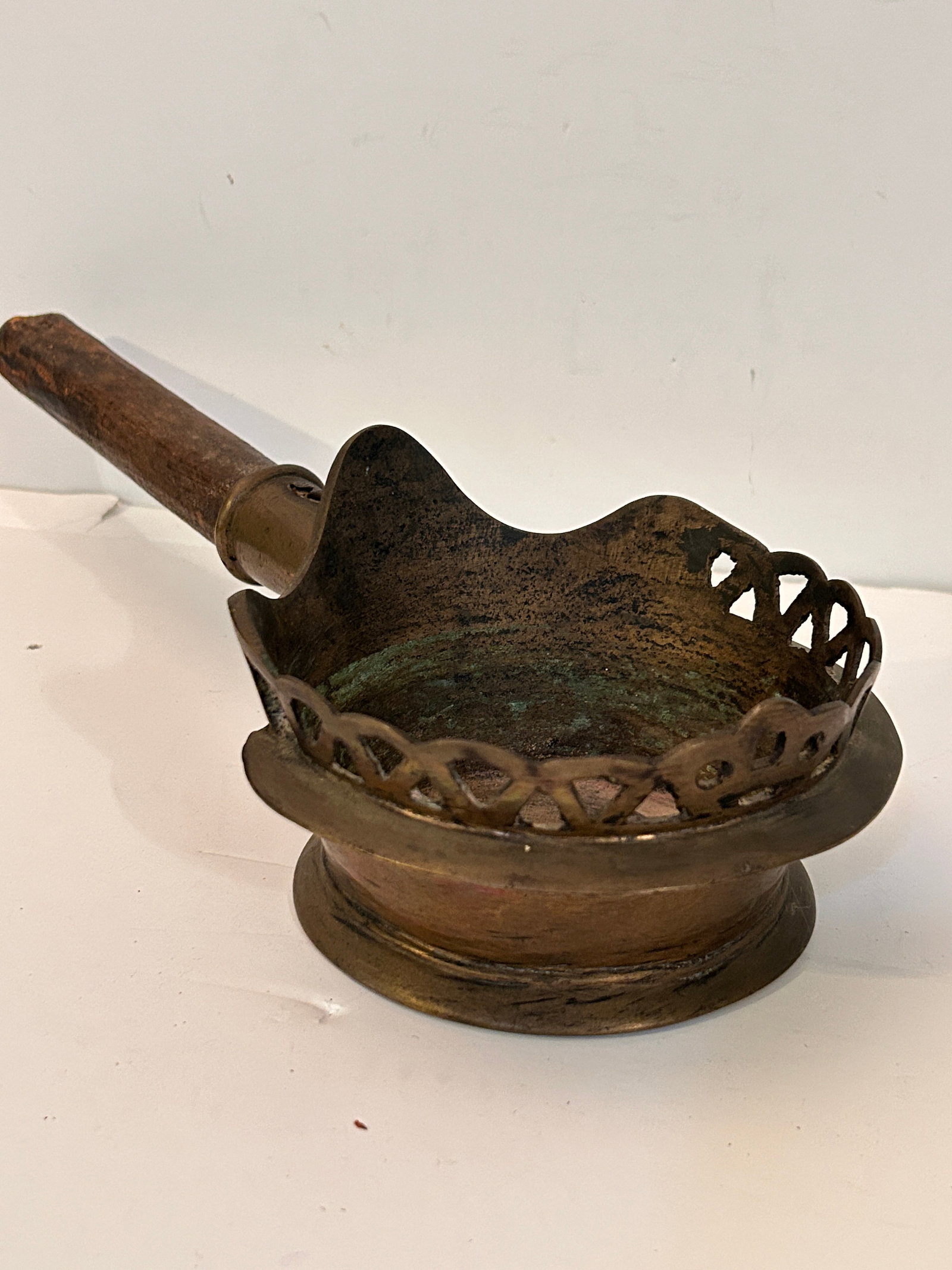 Antique Chinese Cast Bronze Provicincial Incense Burner Brazier Iron Wood Handle: Antique Chinese Cast Bronze Provicincial Incense Burner Brazier Iron Wood Handle Please view all photos as they are part of the description and condition of this Item, Feel free to contact me with que