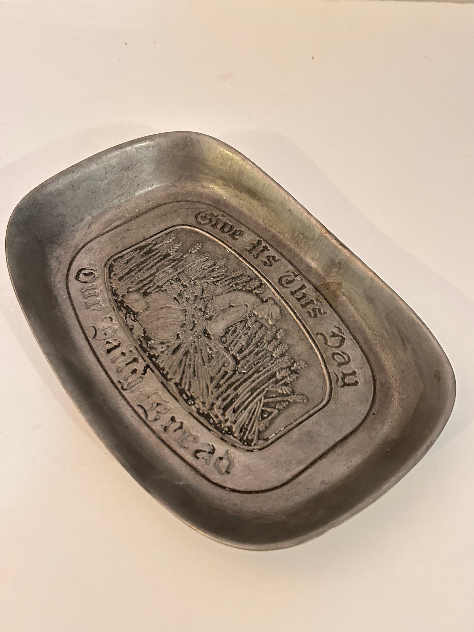 Vintage Pewter CC Cantrell Bread Tray Plate "Give Us This Day Our Daily Bread (1 of 4)